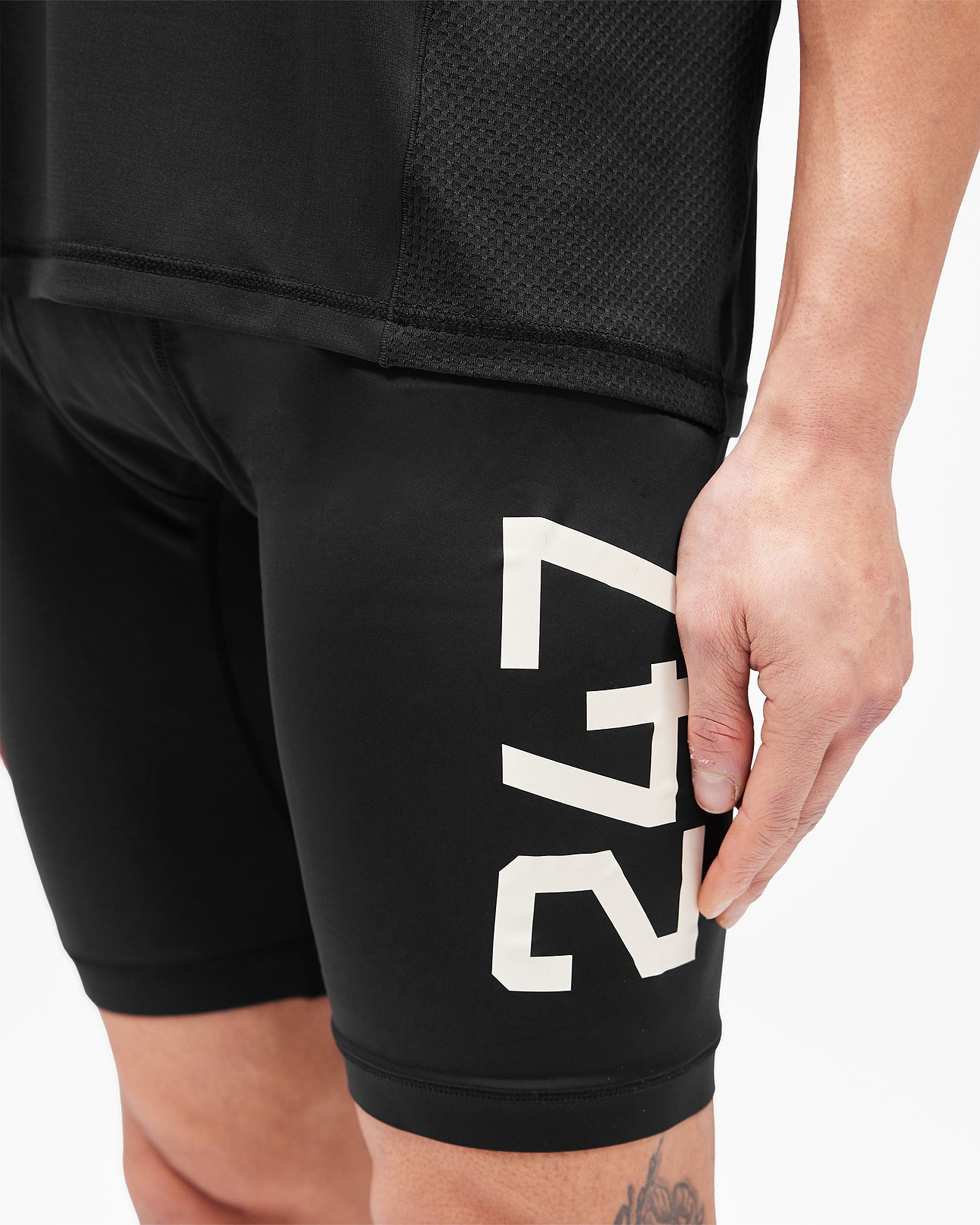 陸上用パンツ Represent 247 Cargo Half Tight Black 247 Cargo Half Tight - Jet Black | REPRESENT