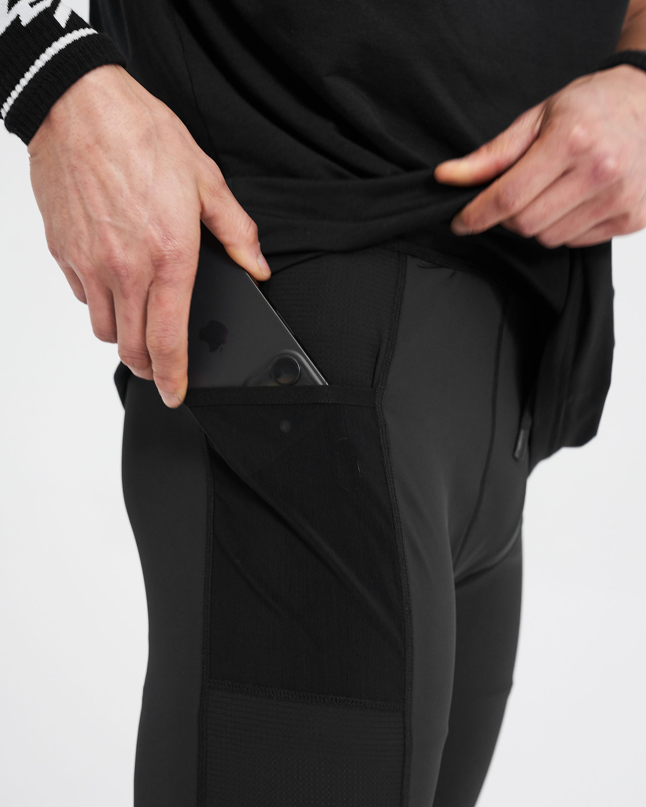 Black Running Half Tights | 247 | REPRESENT