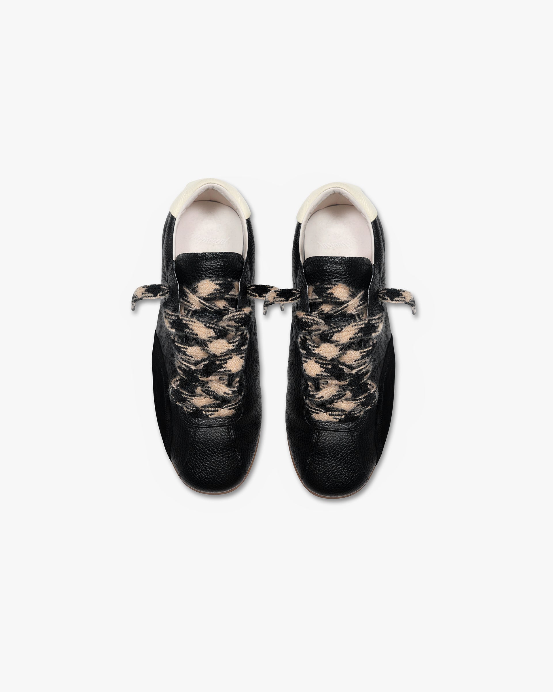 Low-Pro Leather - Jet Black