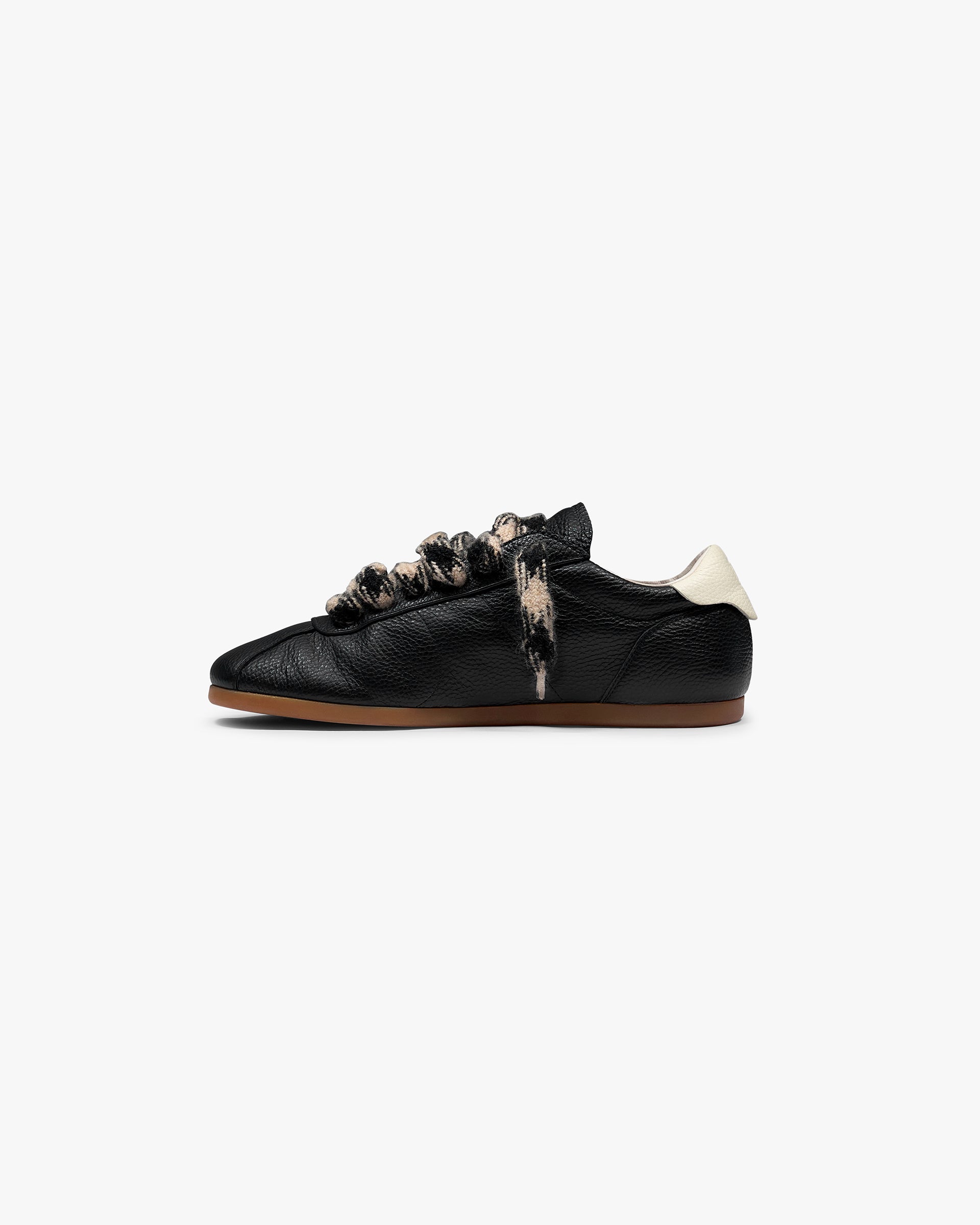 Low-Pro Leather - Jet Black