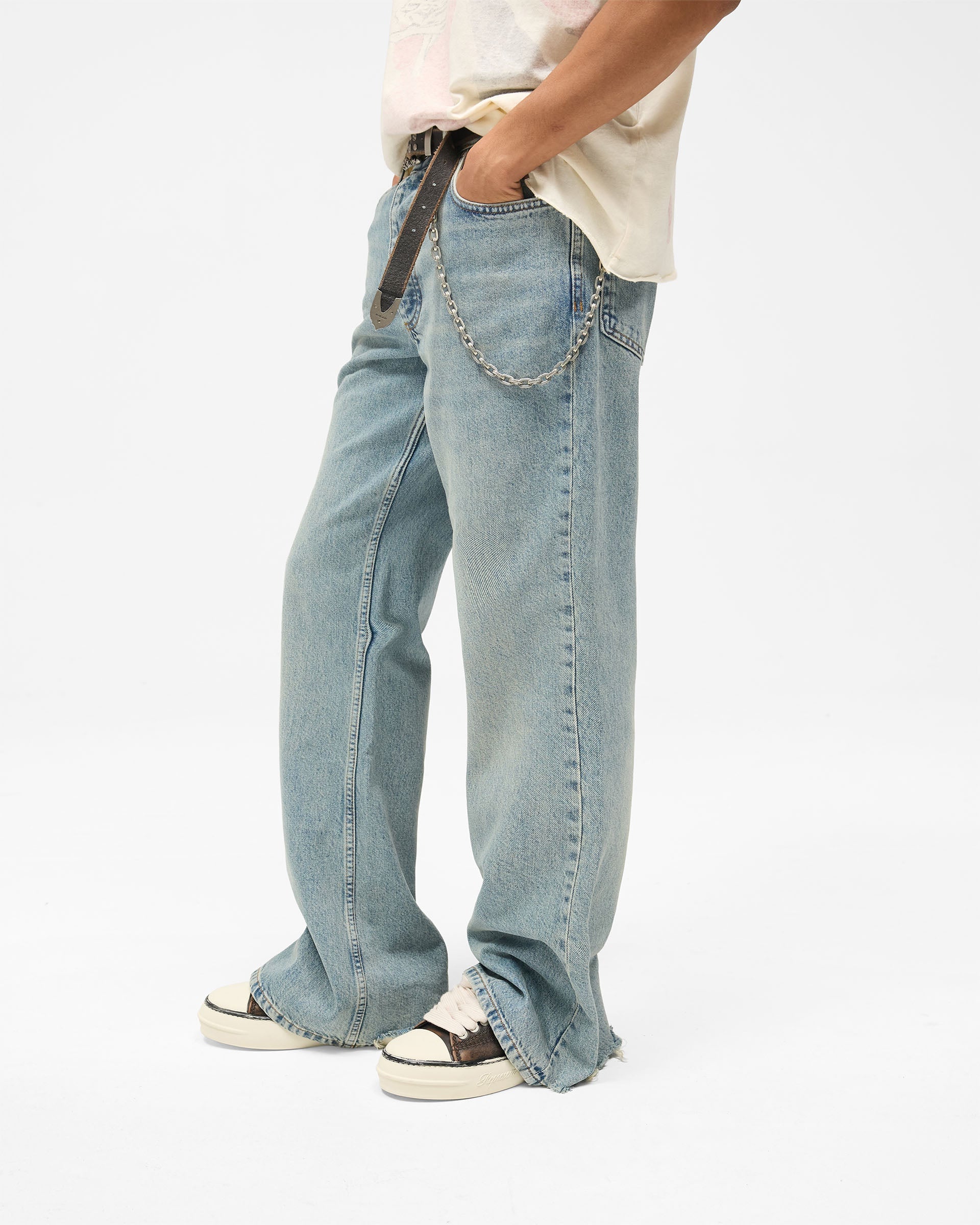 R6 Flare Denim - Astro Blue