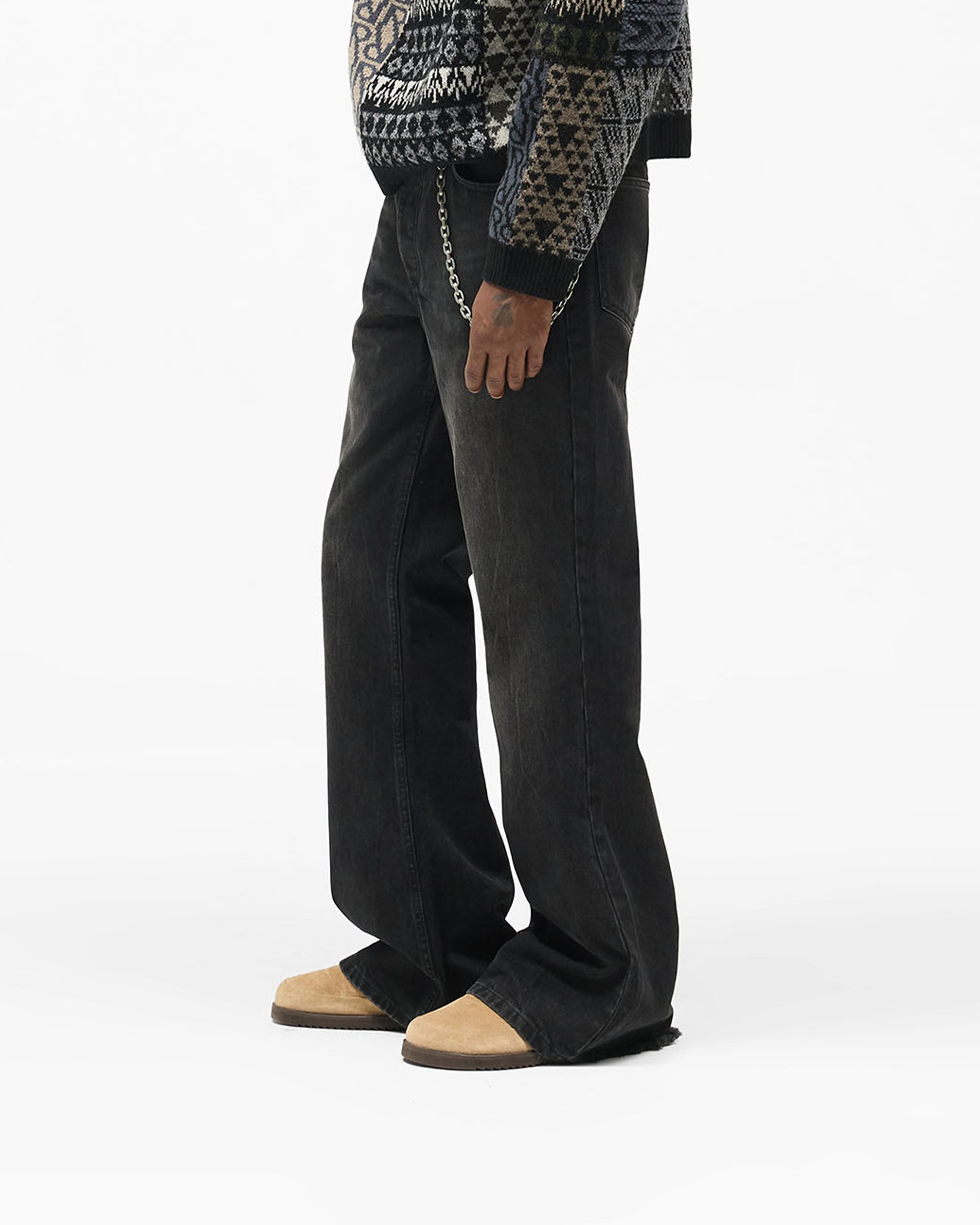 R6 Flare Denim - Black