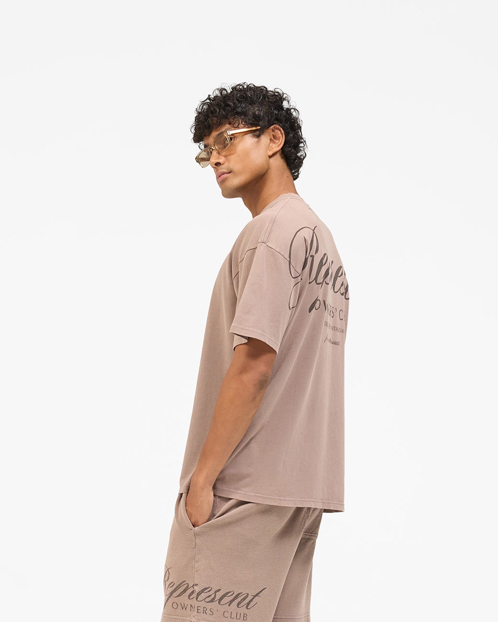 Represent Owners Club Script T-Shirt - Truffle