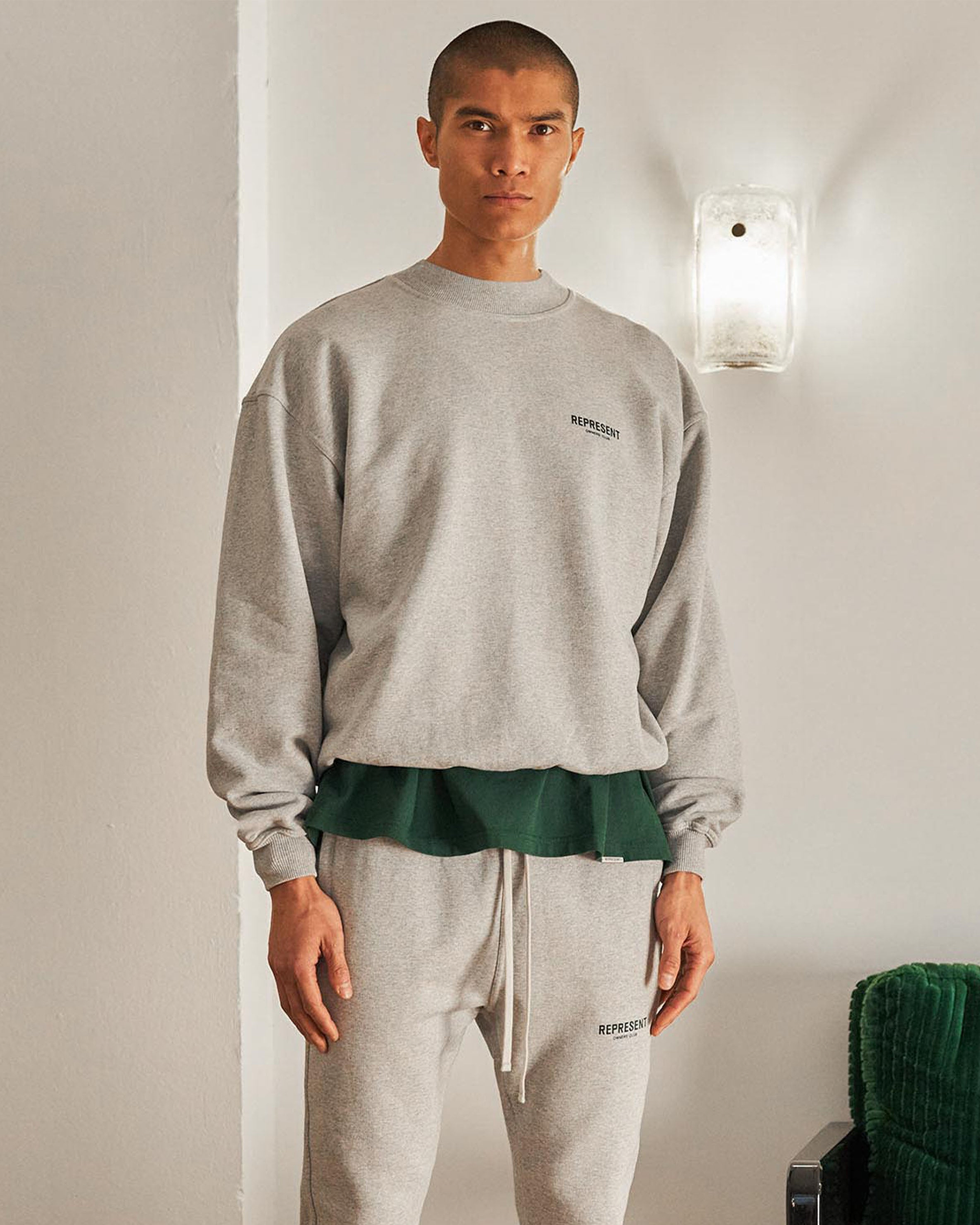Represent Owners Club Sweater - Ash Grey Racing Green