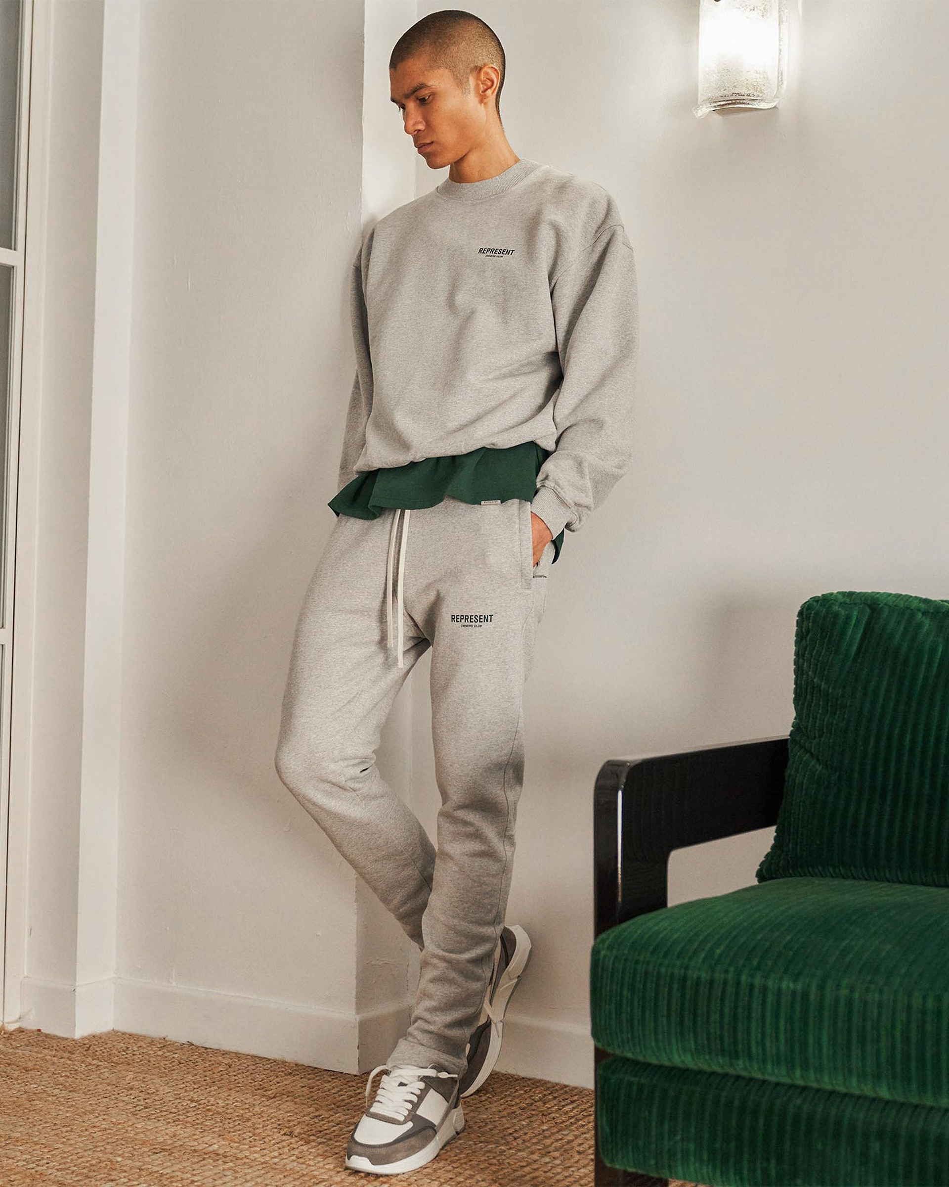 Represent Owners Club Sweater - Ash Grey Racing Green