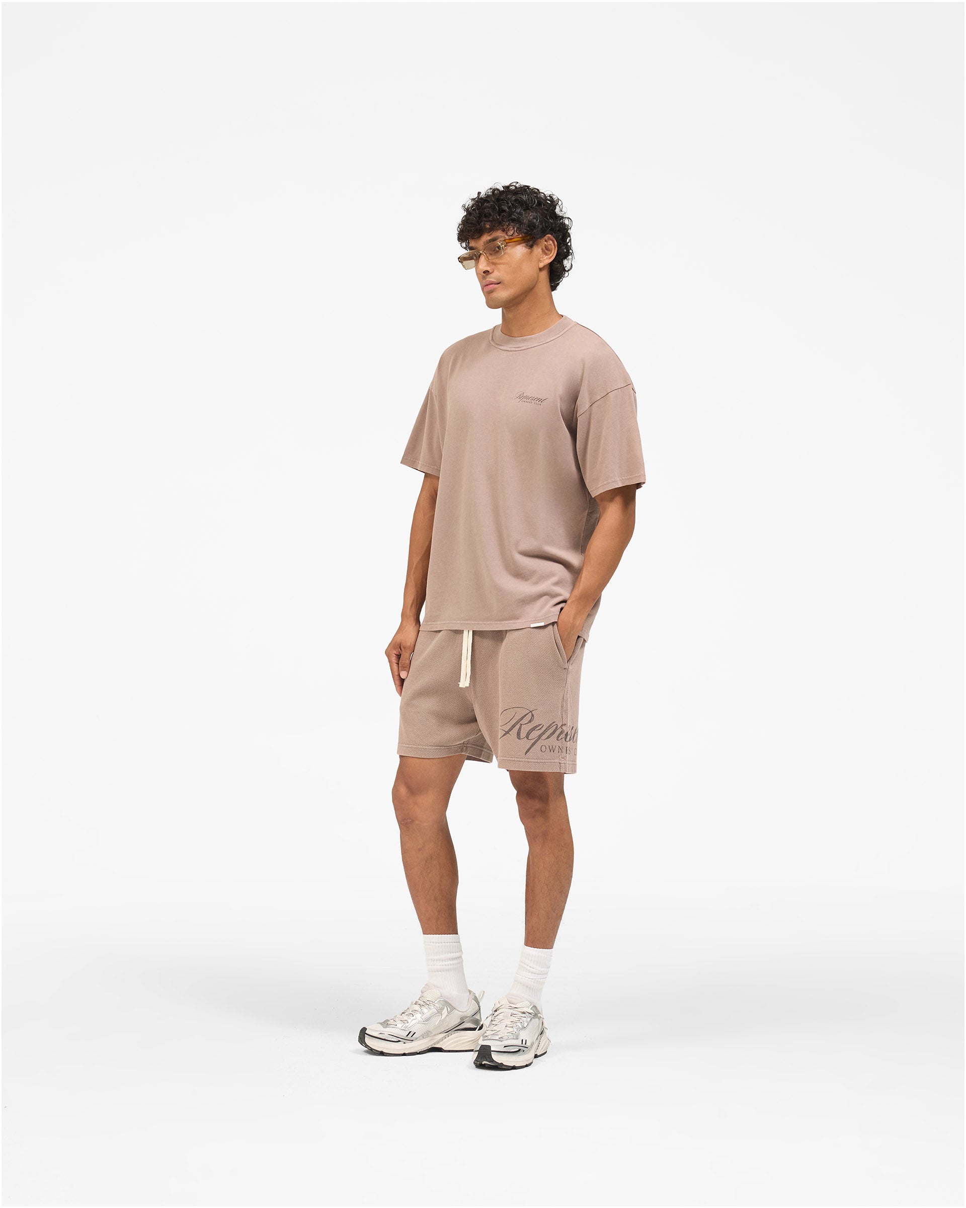 Represent Owners Club Script T-Shirt - Truffle