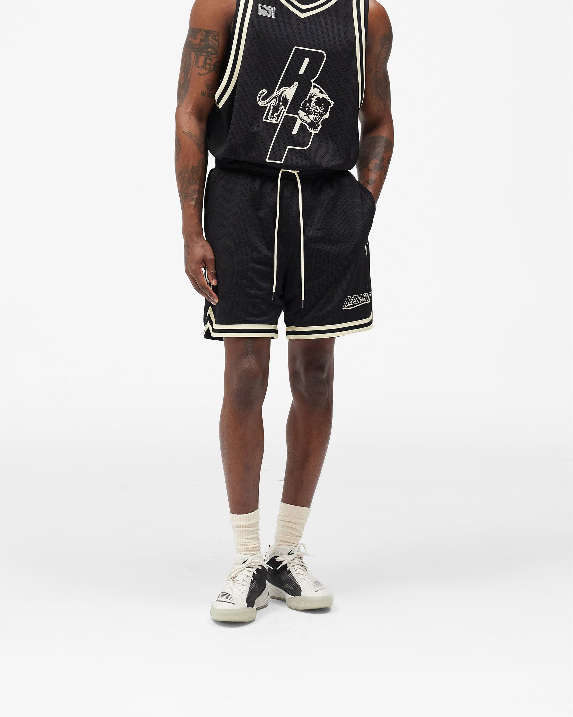Represent X Puma Shorts - Puma Black