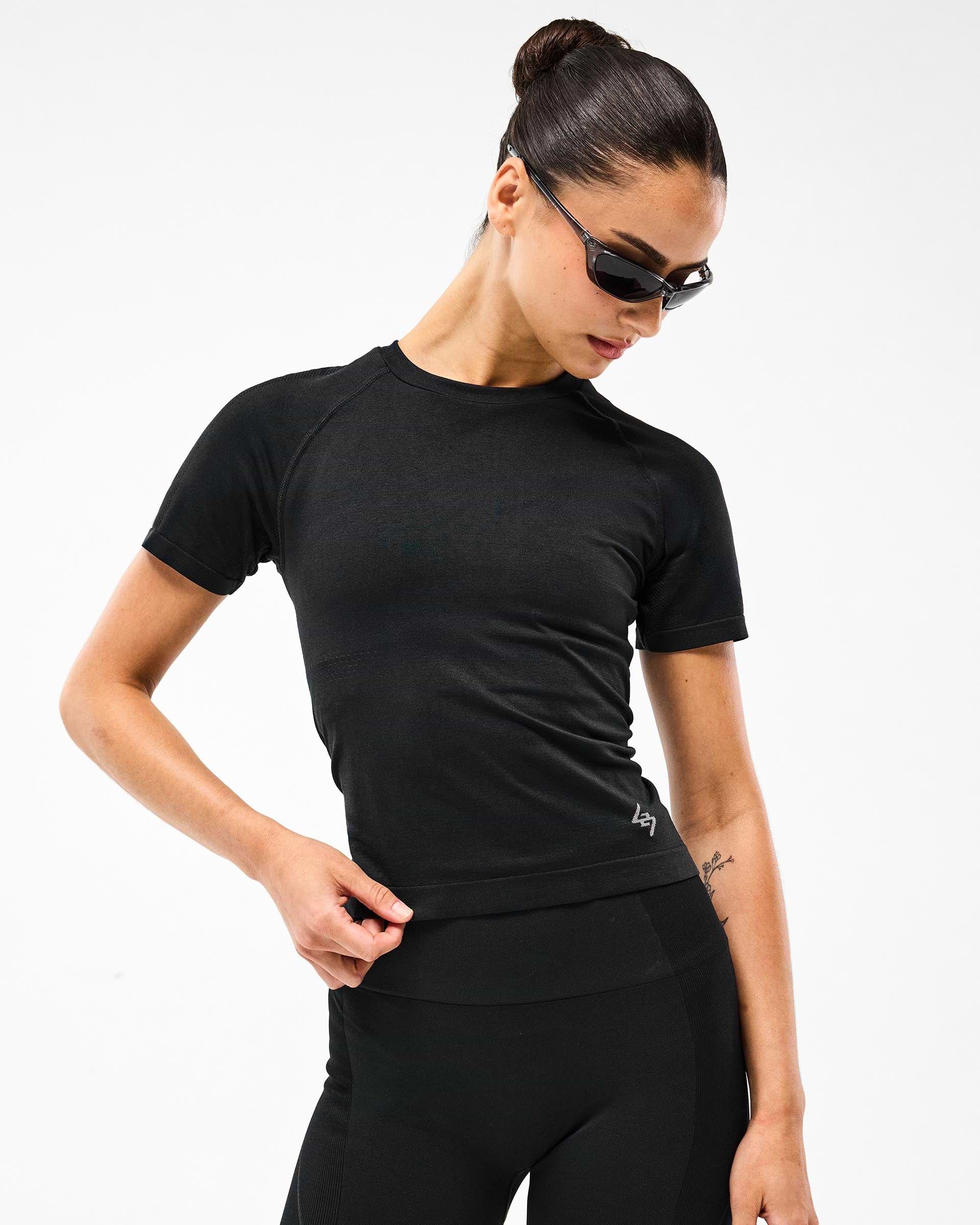 247 Ease Seamless Perforated T-Shirt - Black