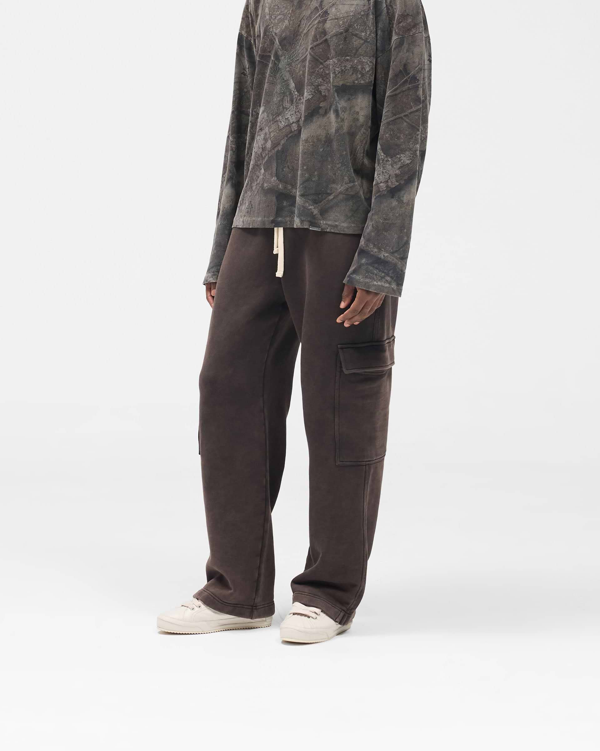 Initial Cargo Sweatpants - Coffee