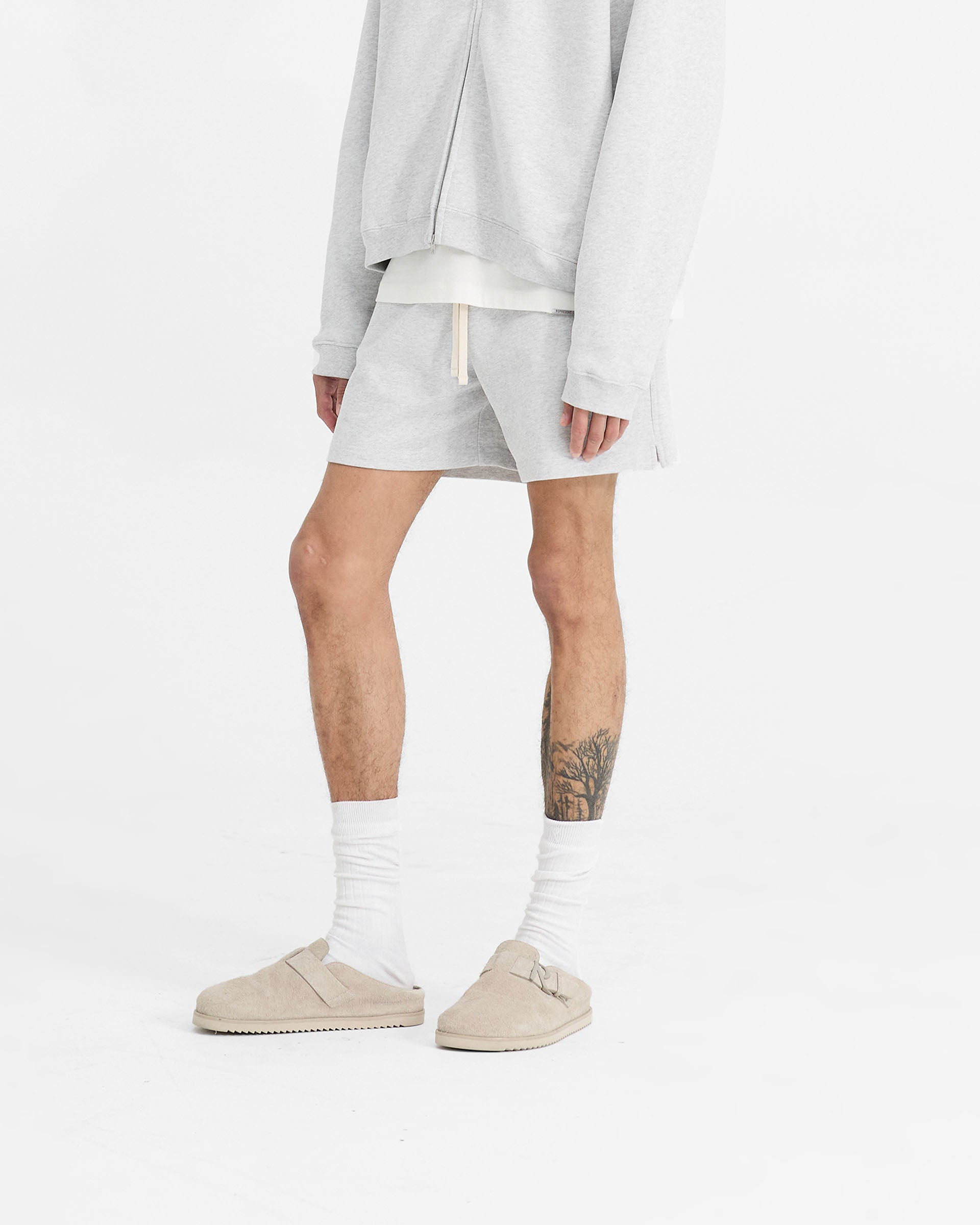 Initial Sweatshorts - Jet Black