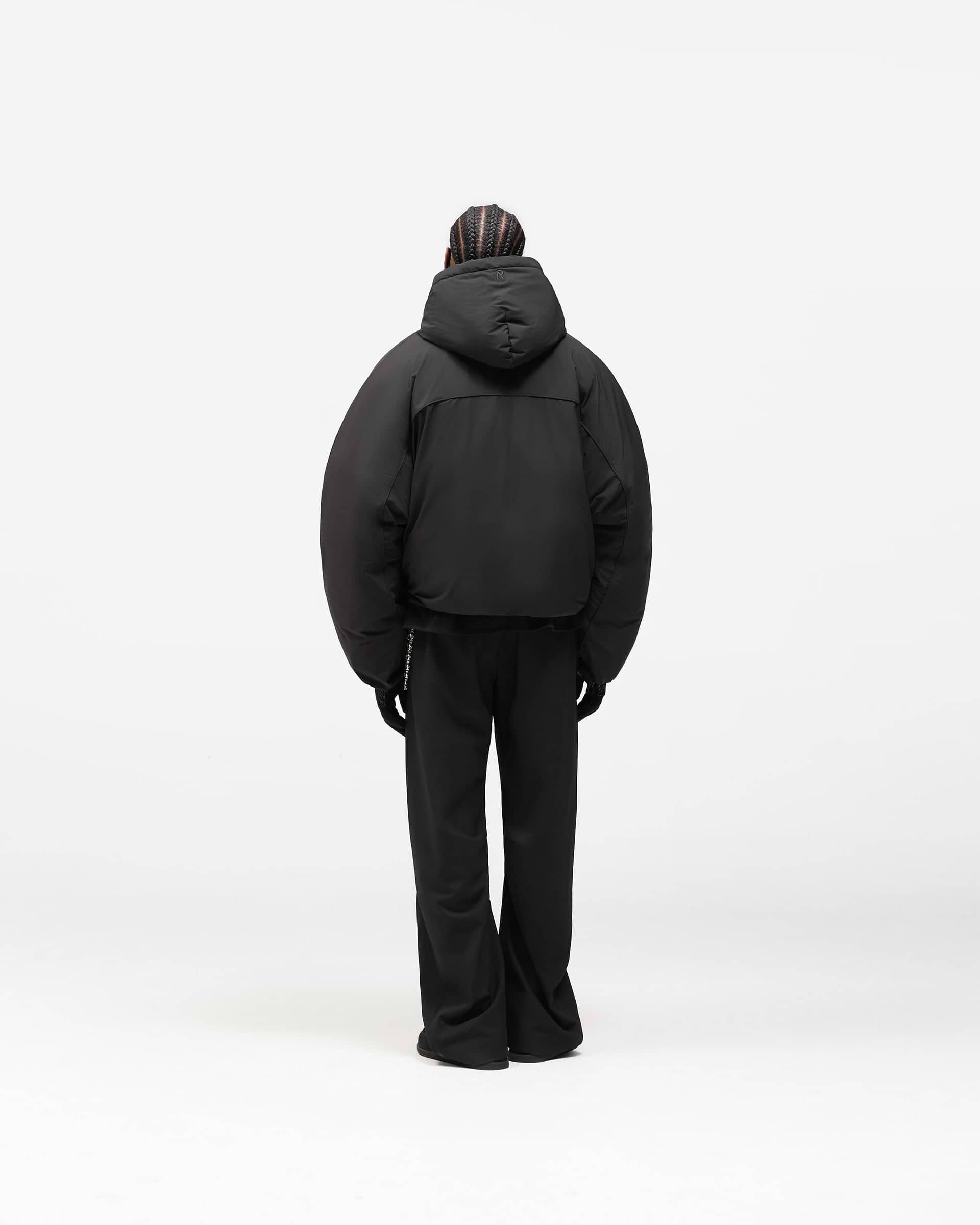 Arch Pullover Puffer - Jet Black