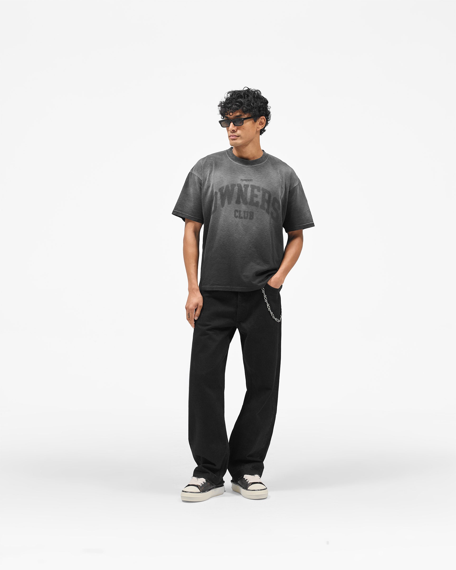 Represent Owners Club T-Shirt - Weathered Black