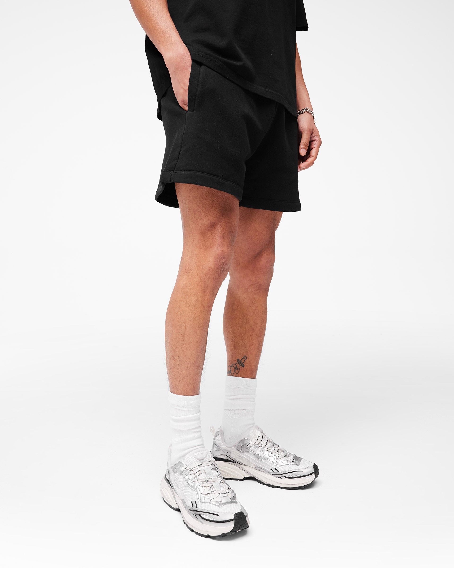 Represent Owners Club Shorts - Jet Black