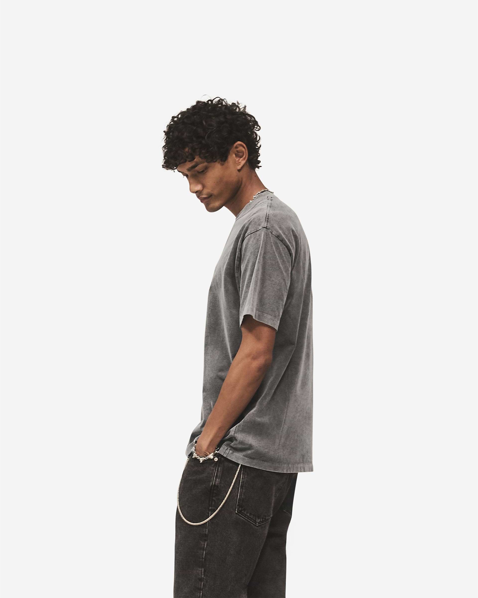 Metal_Initial_R_T-Shirt_-_Vintage_Grey_04.jpg