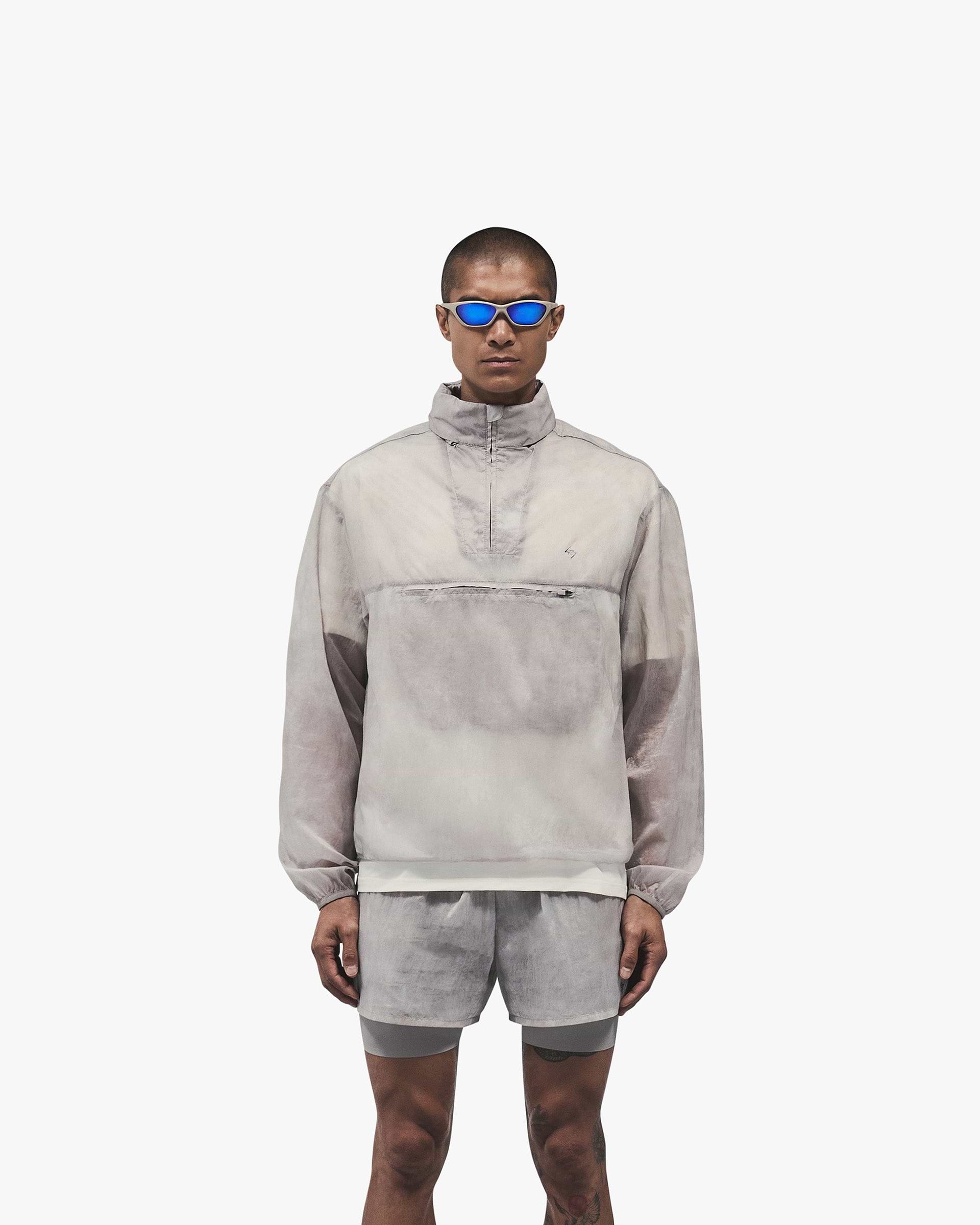 247_Overhead_Training_Jacket_-_Chalk_03.jpg