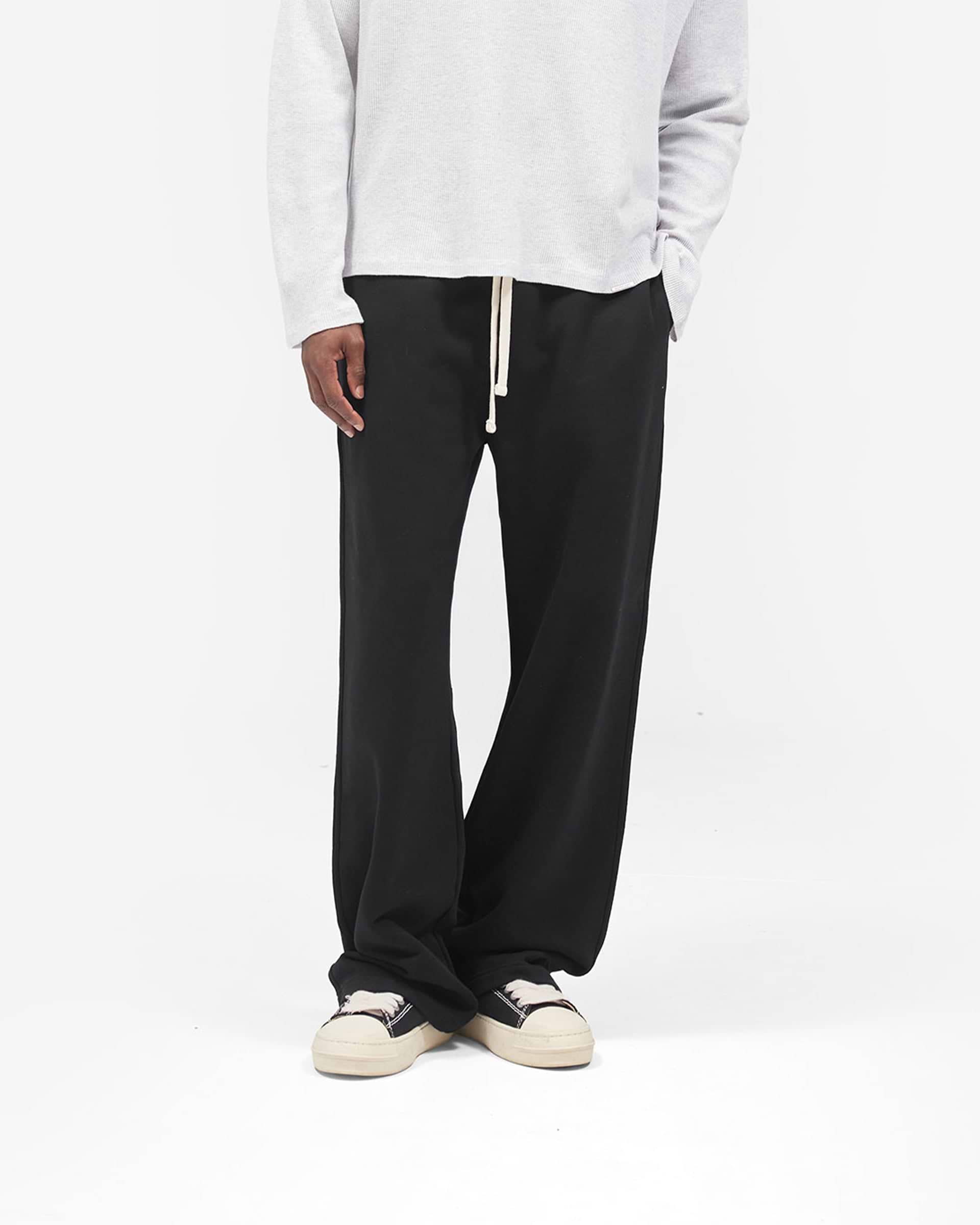Initial_Wide_Leg_Sweatpants_-_Jet_Black_03.jpg