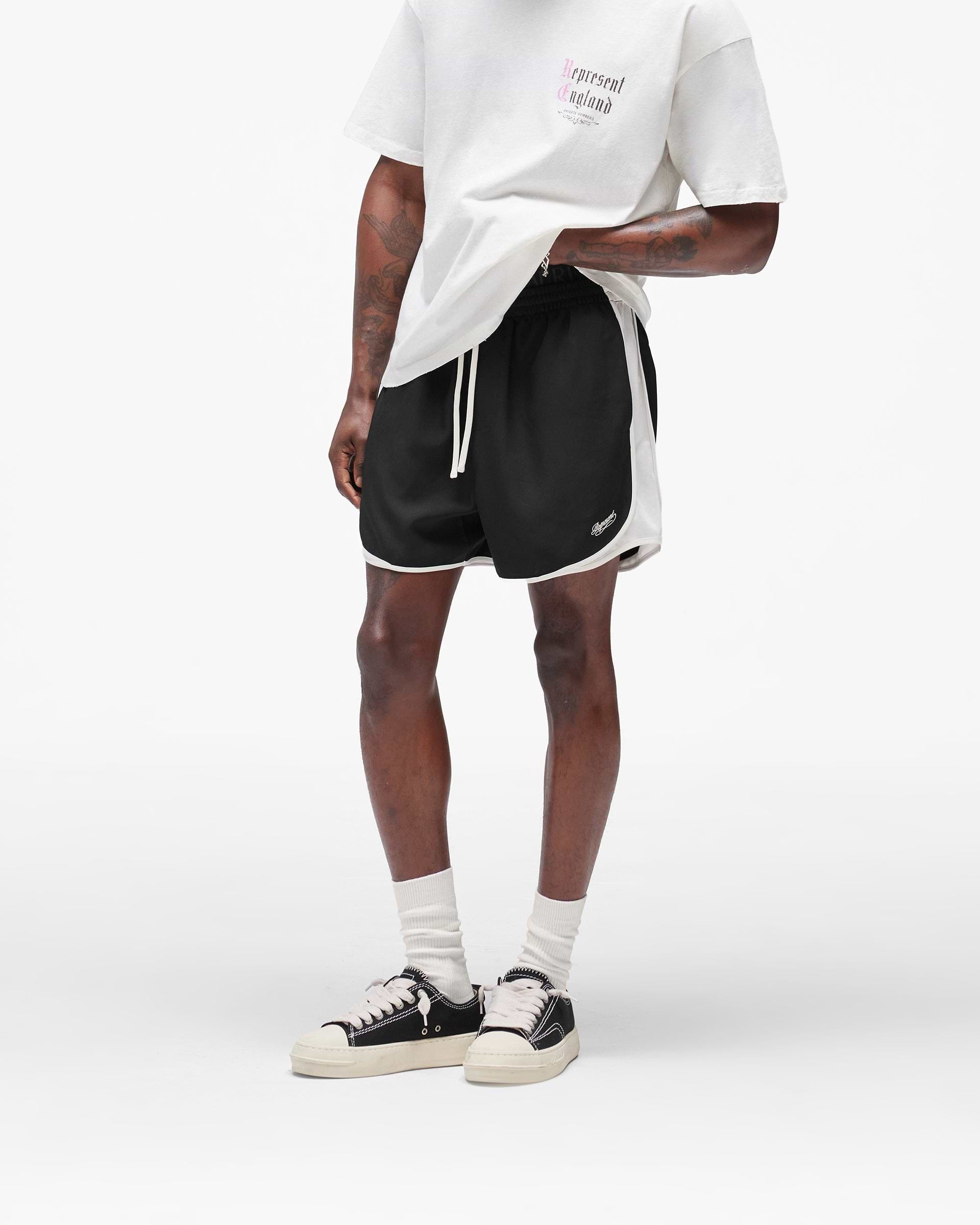 Cruz_Short_-_Jet_Black_04.jpg