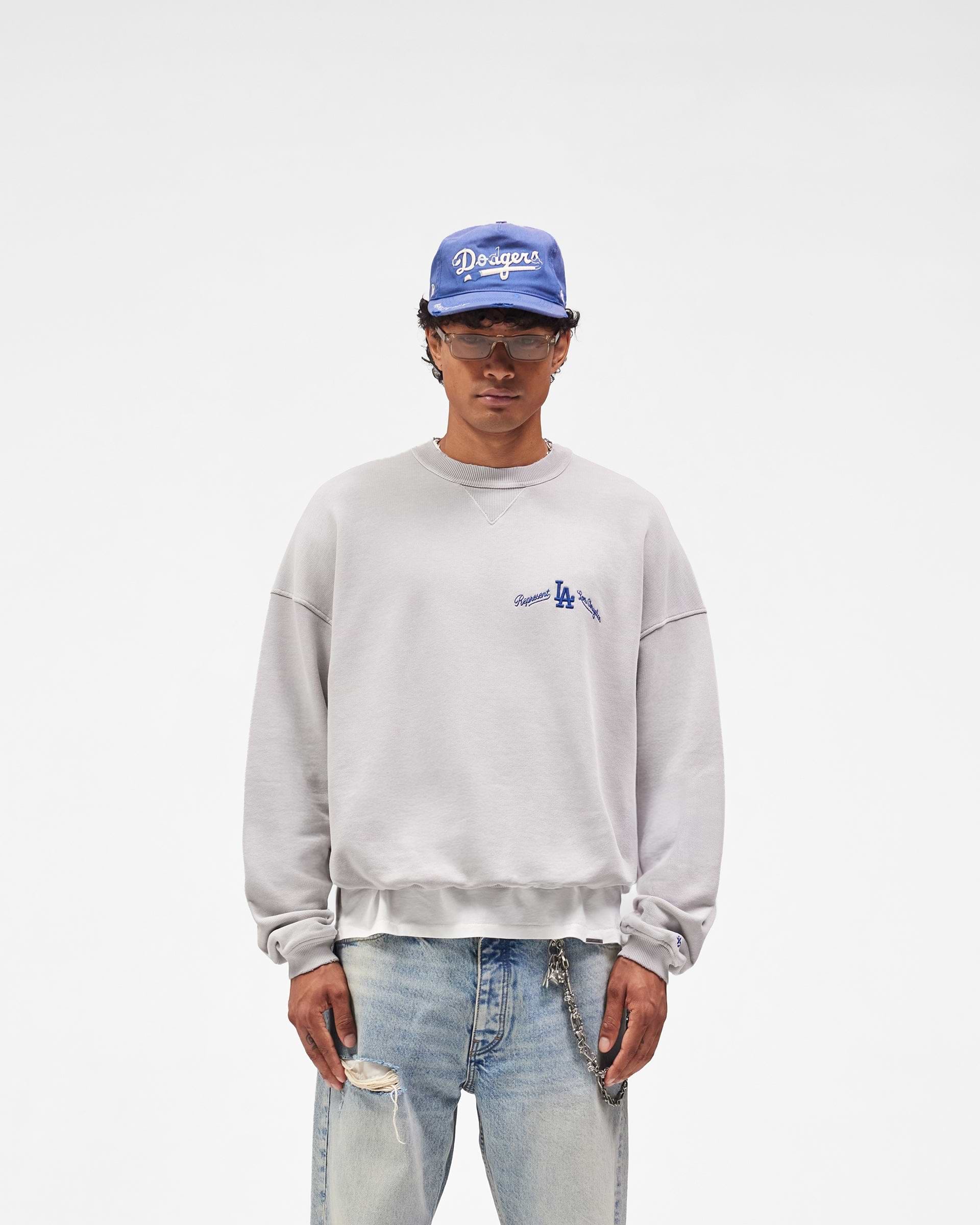 Dodgers_Sweater_-_Sprayed_Mist_02.jpg