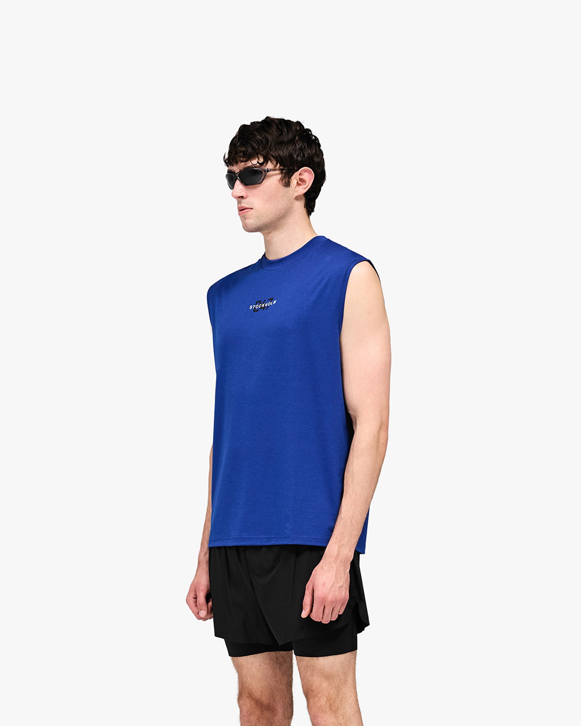 247_Stockholm_Oversized_Tank_-_Blue_04.jpg