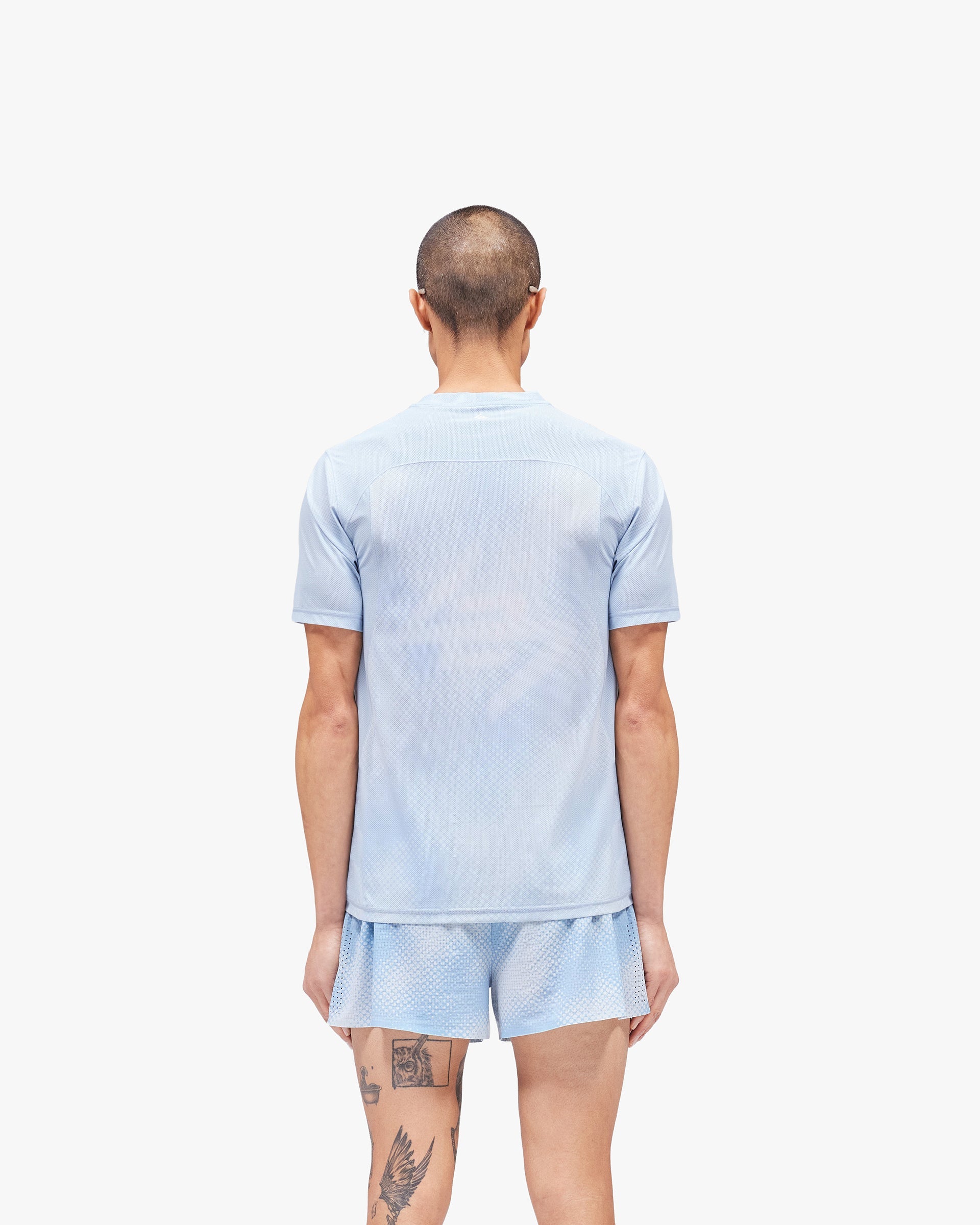 247_Hybrid_T-Shirt_-_Glacier_Fade_Out_05.jpg