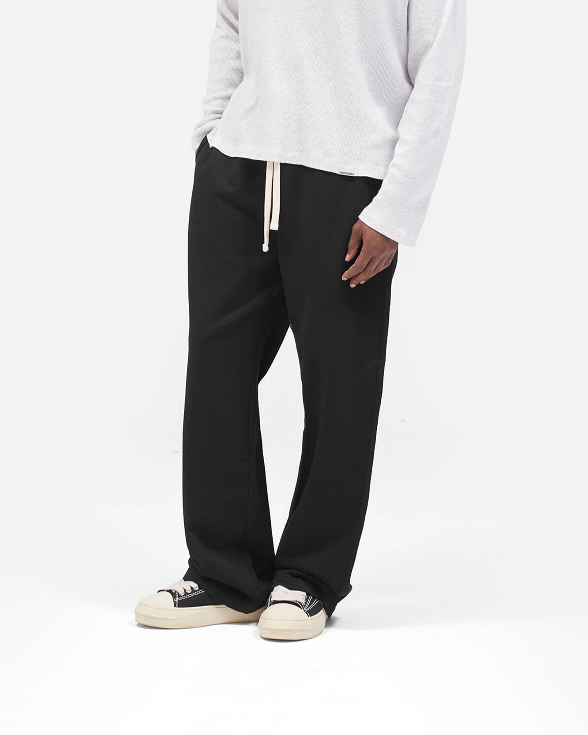 Initial_Wide_Leg_Sweatpants_-_Jet_Black_04.jpg