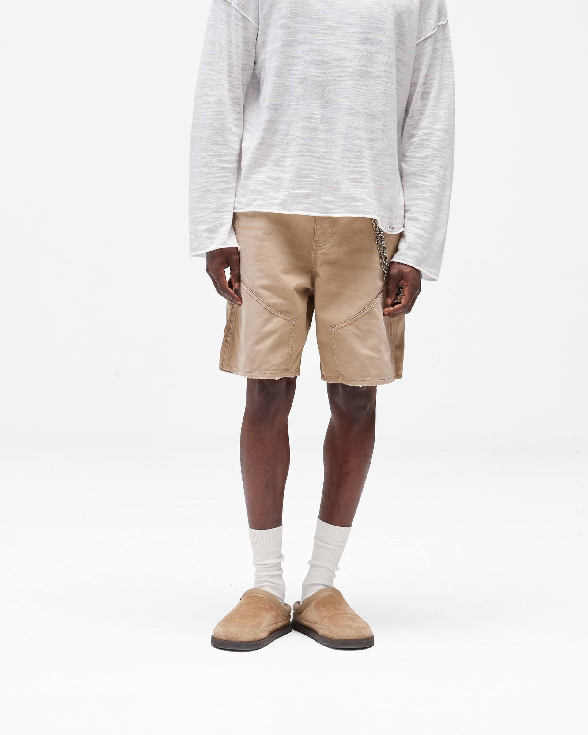 Carpenter_Short_-_Beige_02.jpg