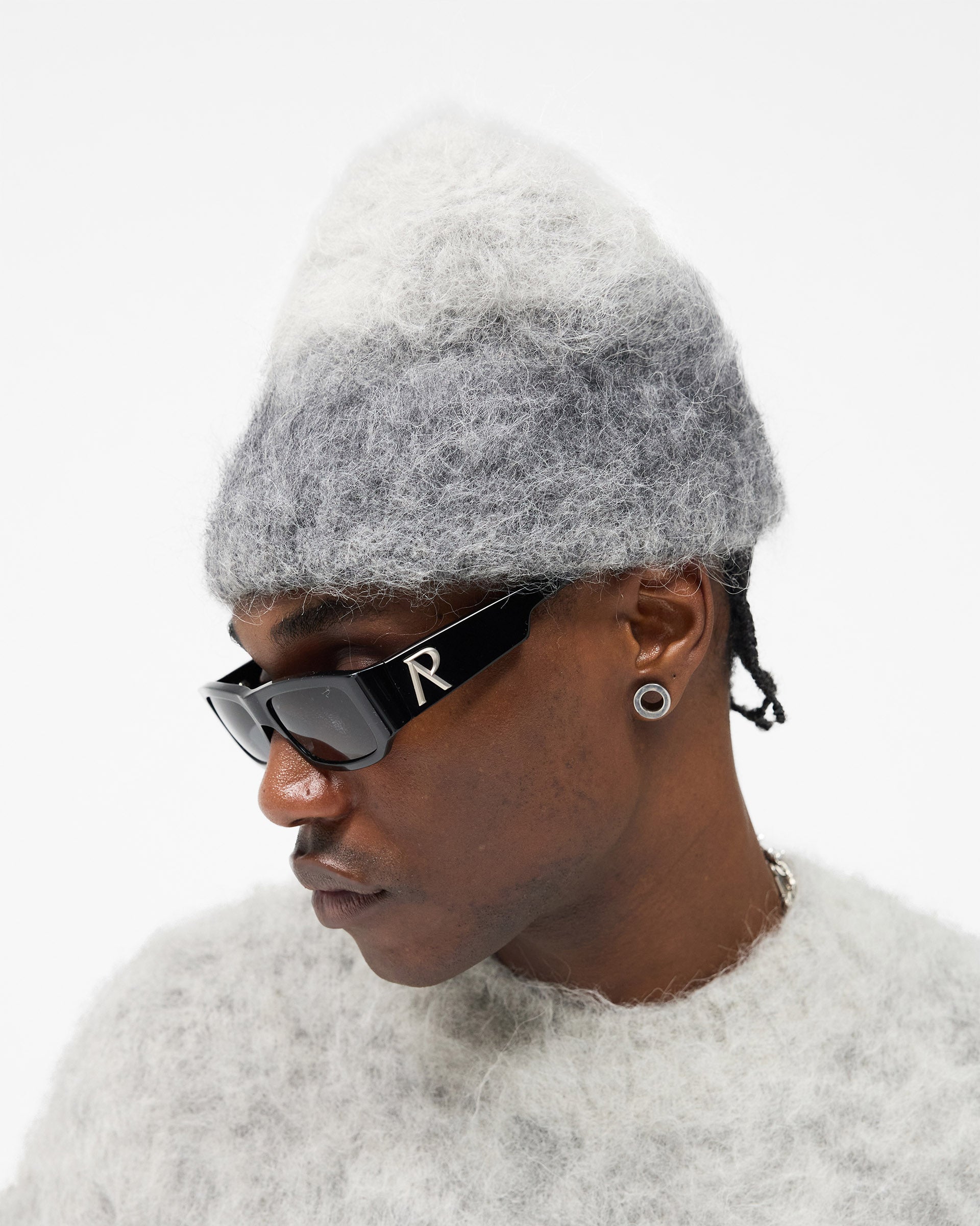 Ombre_Knit_Beanie_-_Light_Grey_02.jpg