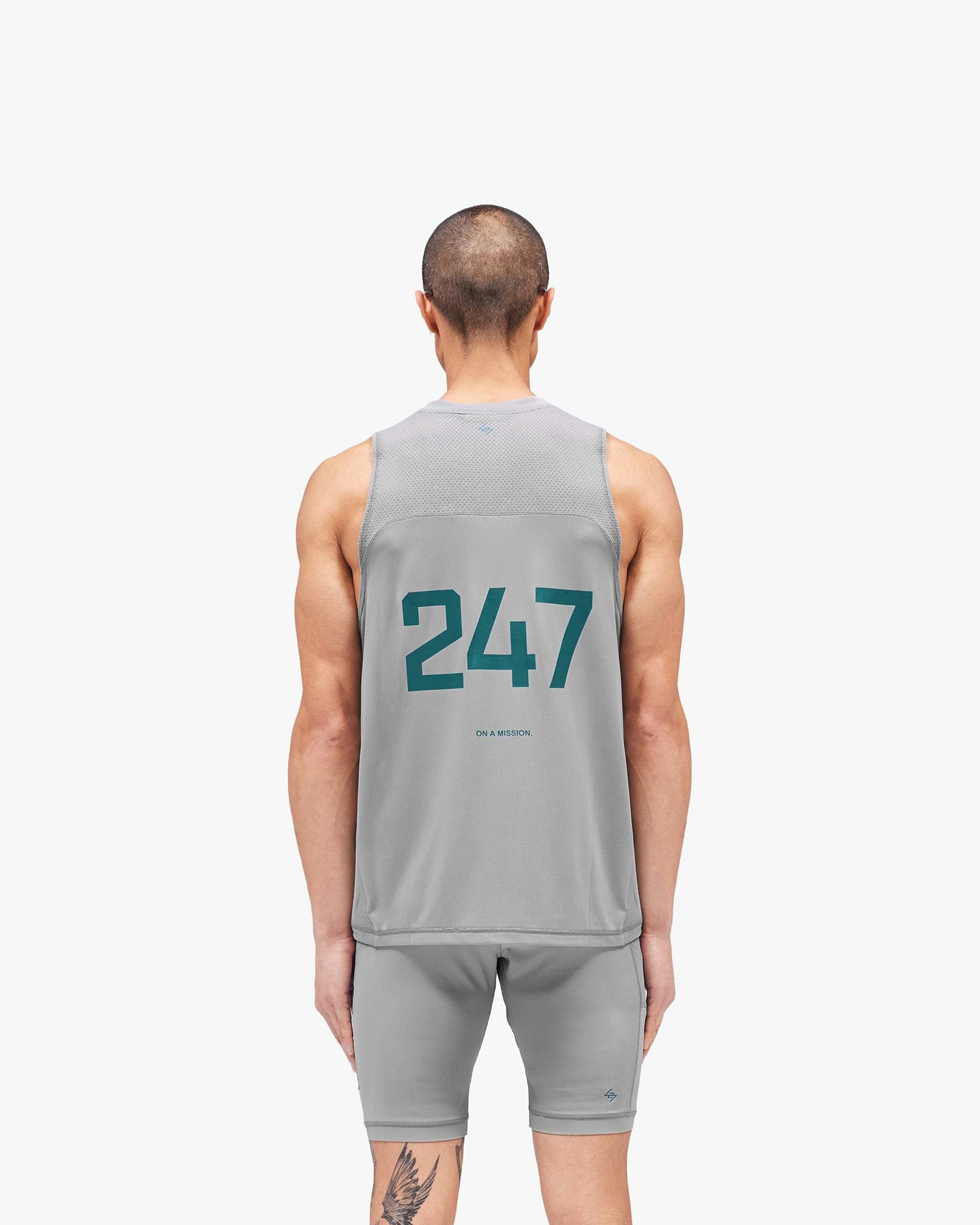 247_Numbers_Vest_-_Graphite_Grey_05.jpg