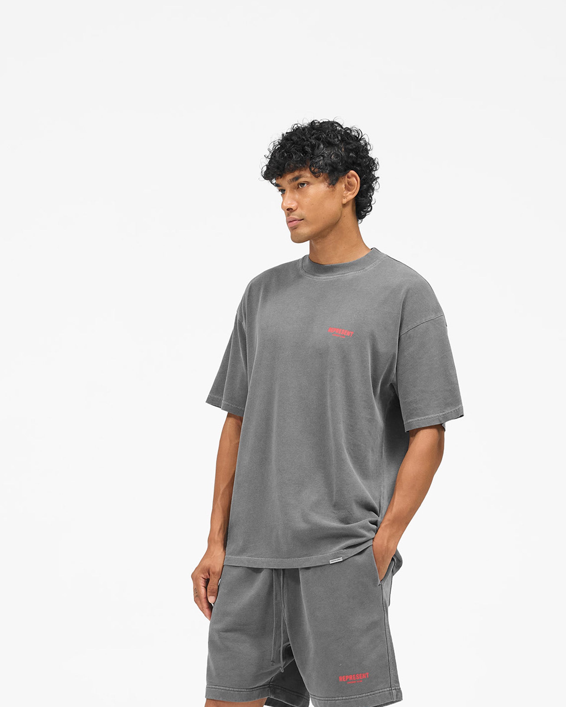 Represent Owners Club T-Shirt - Washed Black