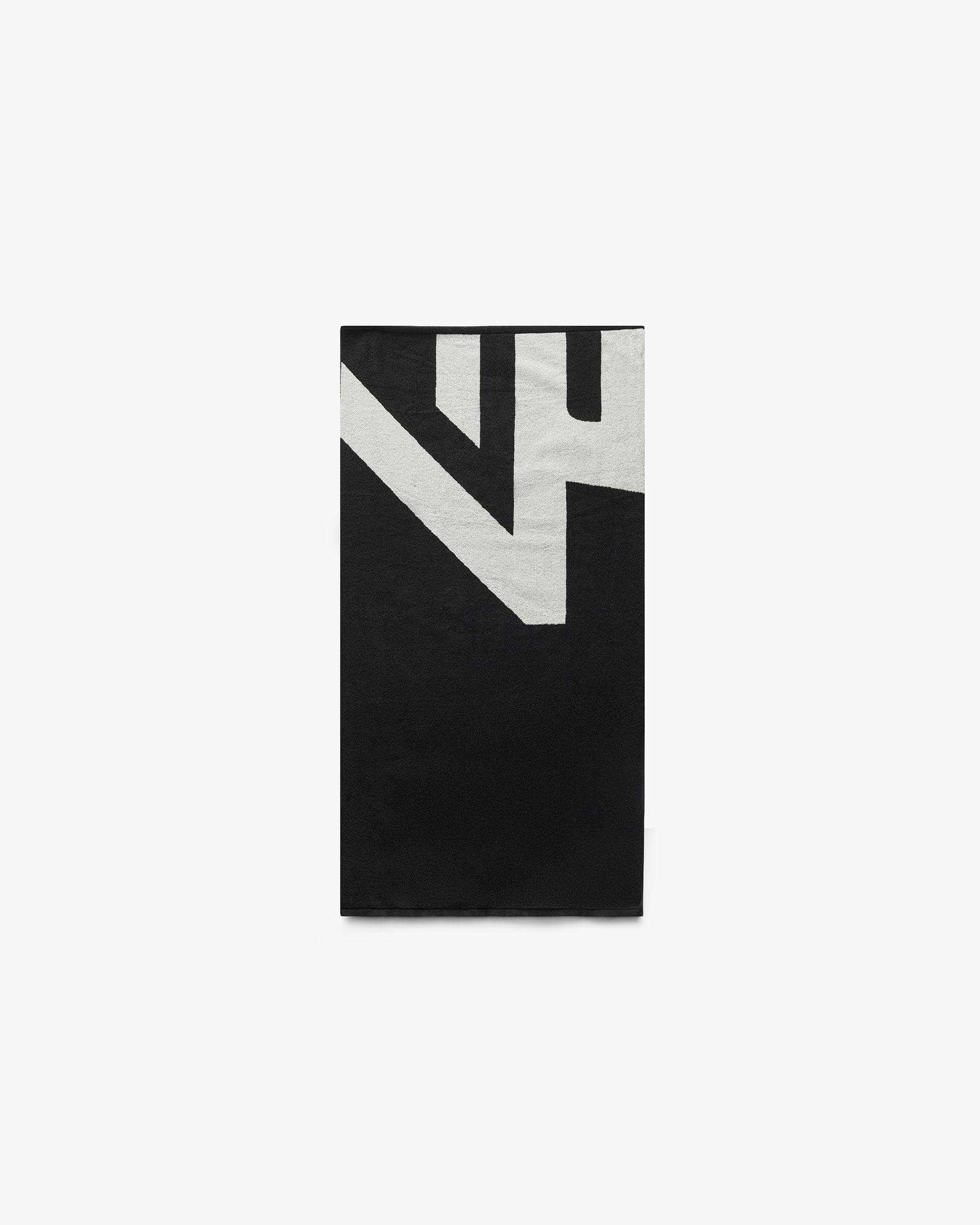 247_DNA_Towel_-_Jet_Black_02.jpg