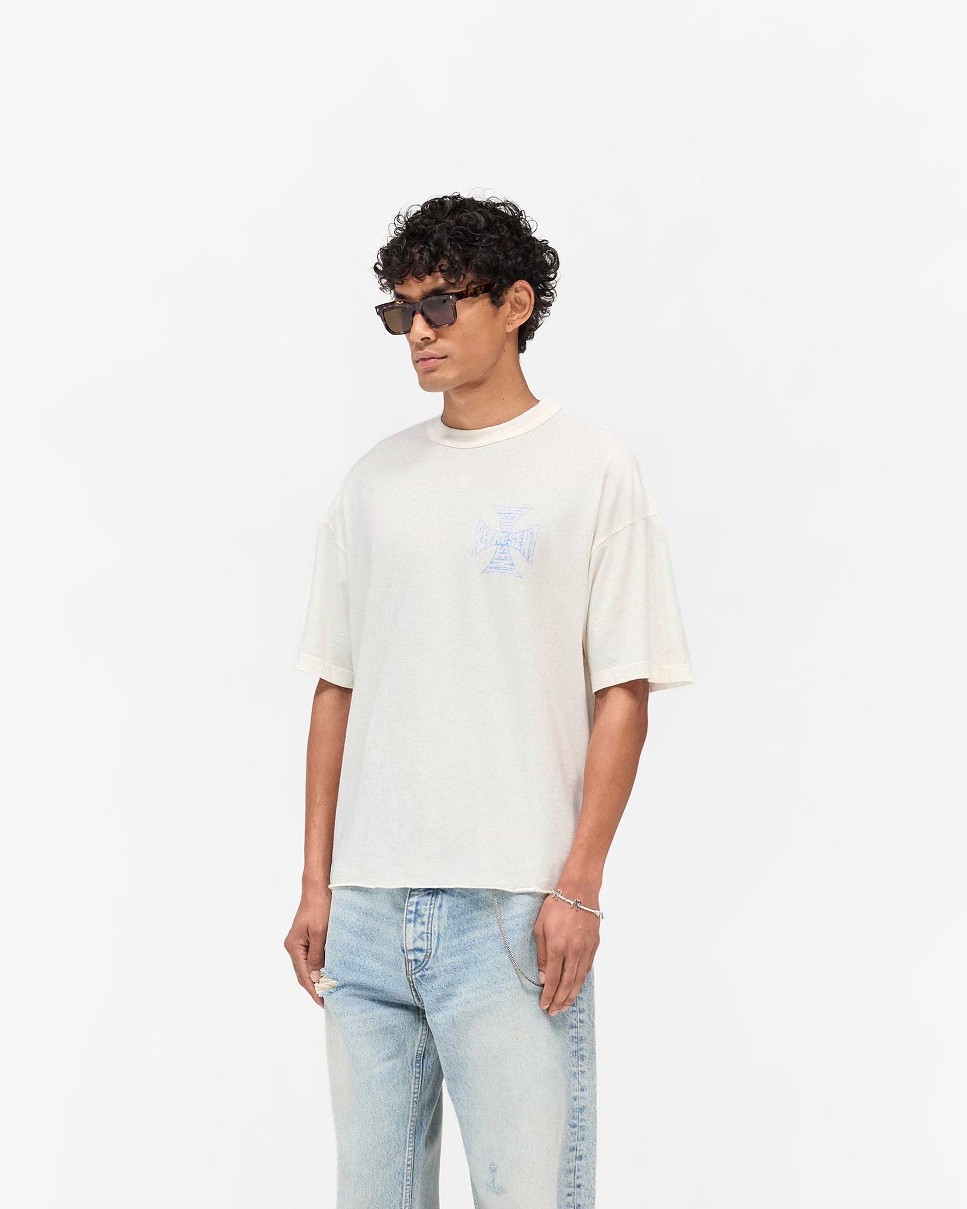 MH_T-Shirt_-_Flat_White_04.jpg