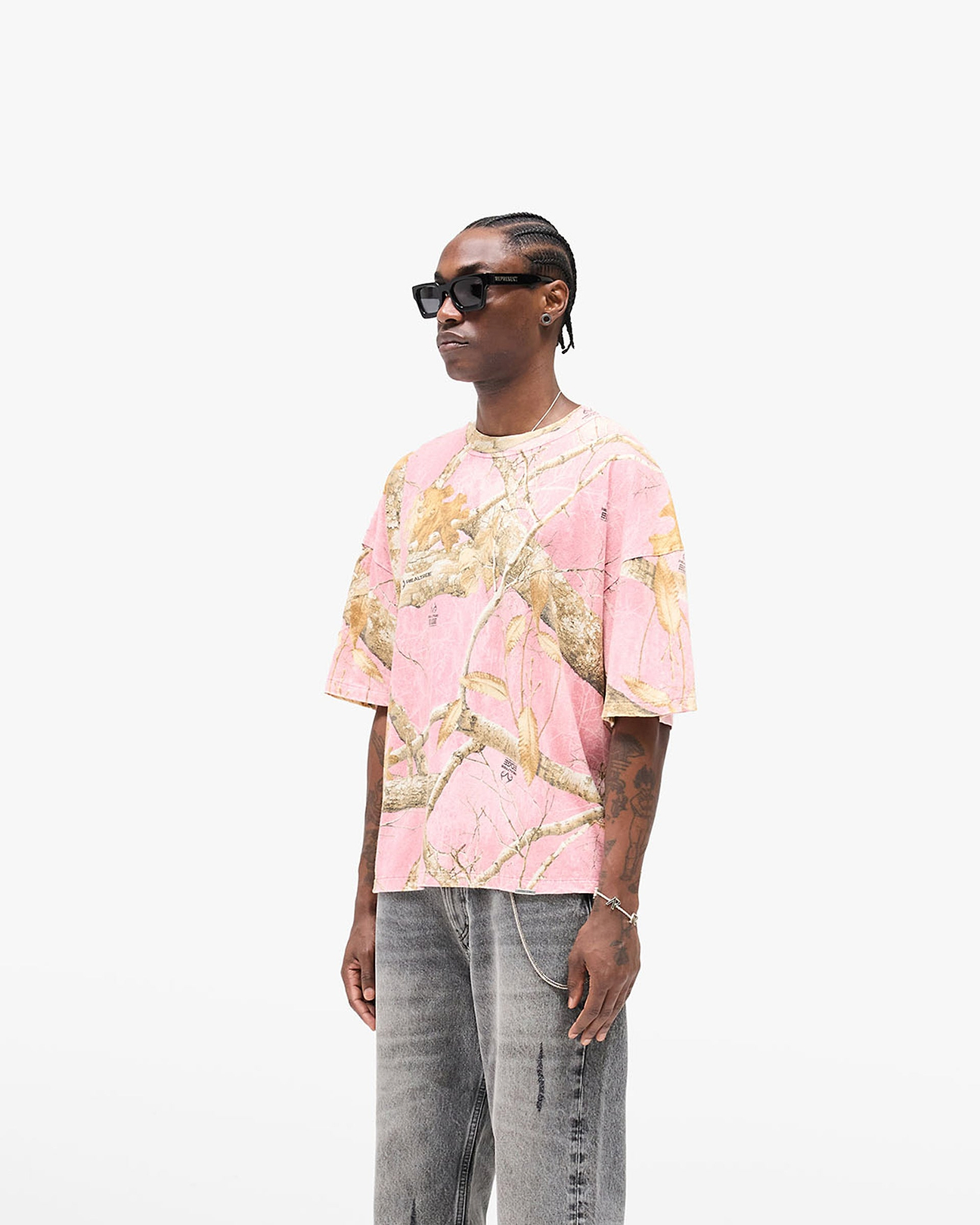 Washed Pink Camo Realtree® Shorts | Gym Shorts | REPRESENT