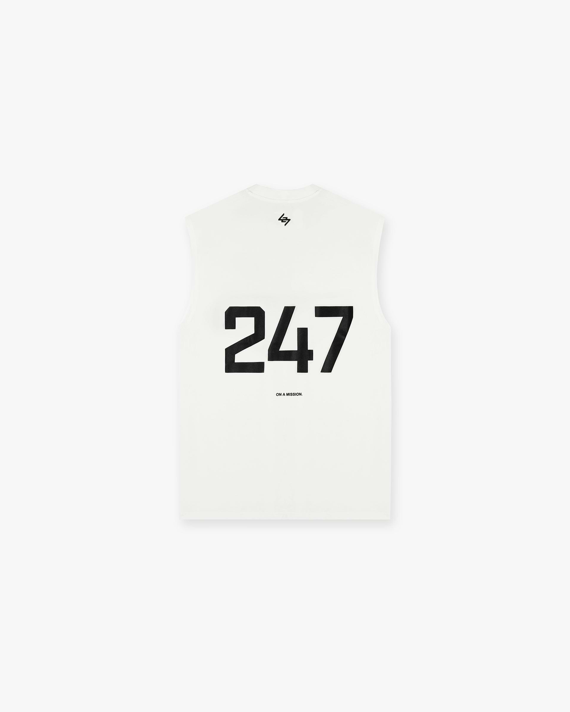 247_Oversized_Tank_-_Flat_White_02.jpg