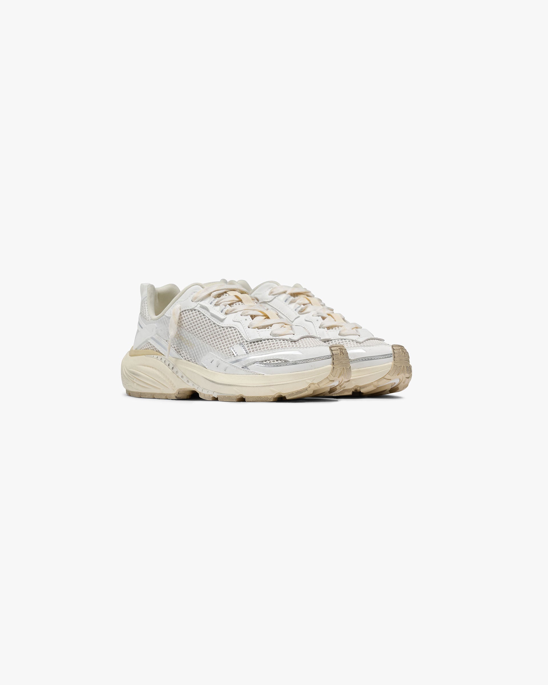 Storm_Torn_-_Cream_02.jpg