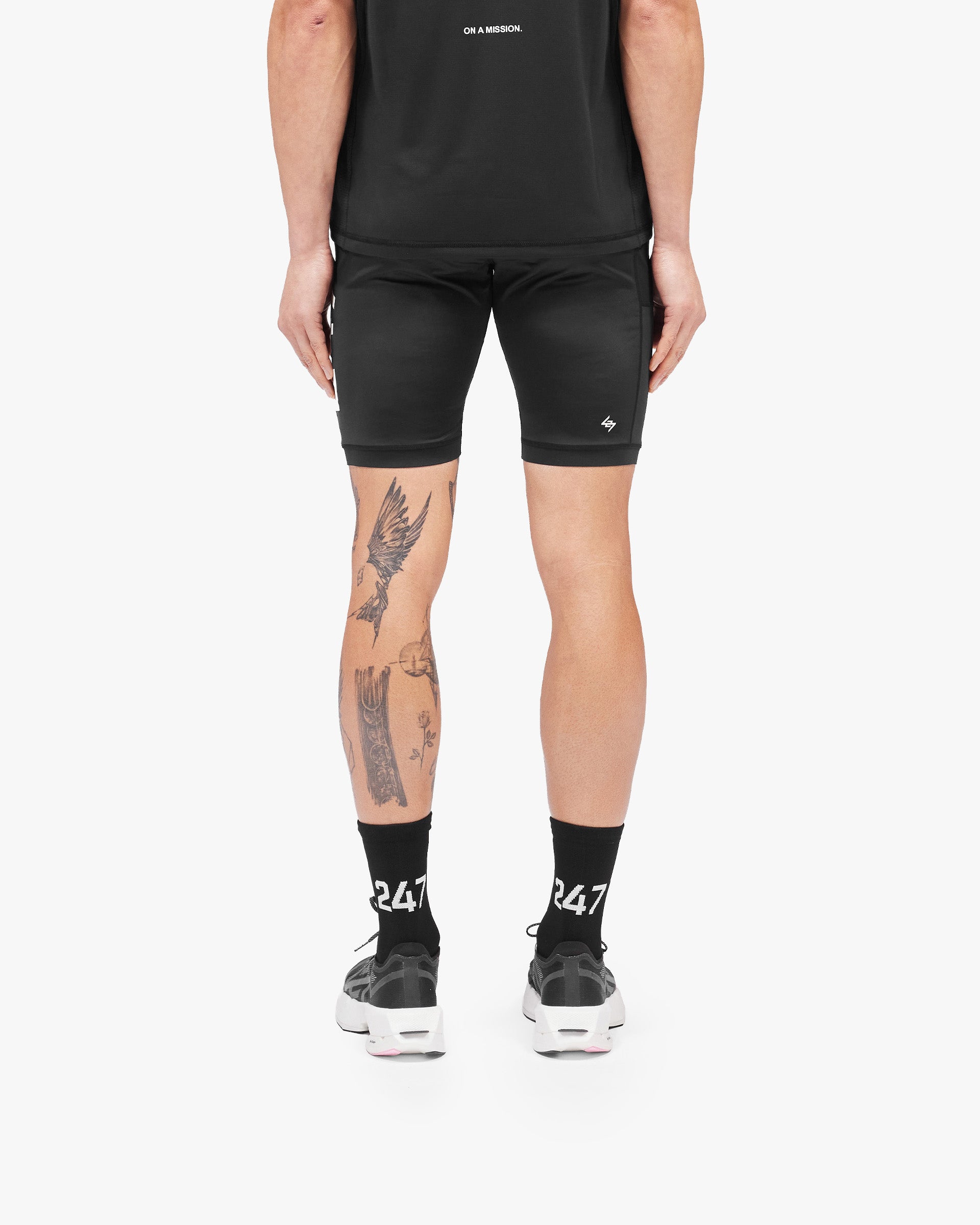 247_Cargo_Half_Tight_-_Jet_Black_05.jpg
