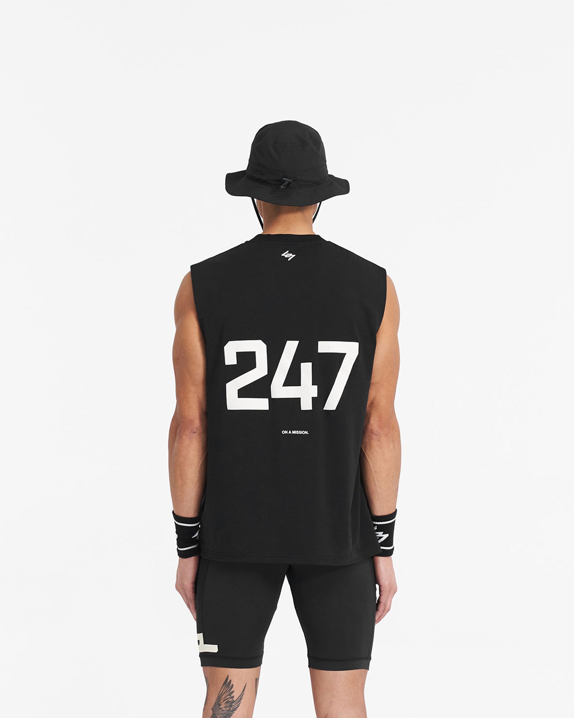247_Oversized_Tank_-_Jet_Black_04.jpg