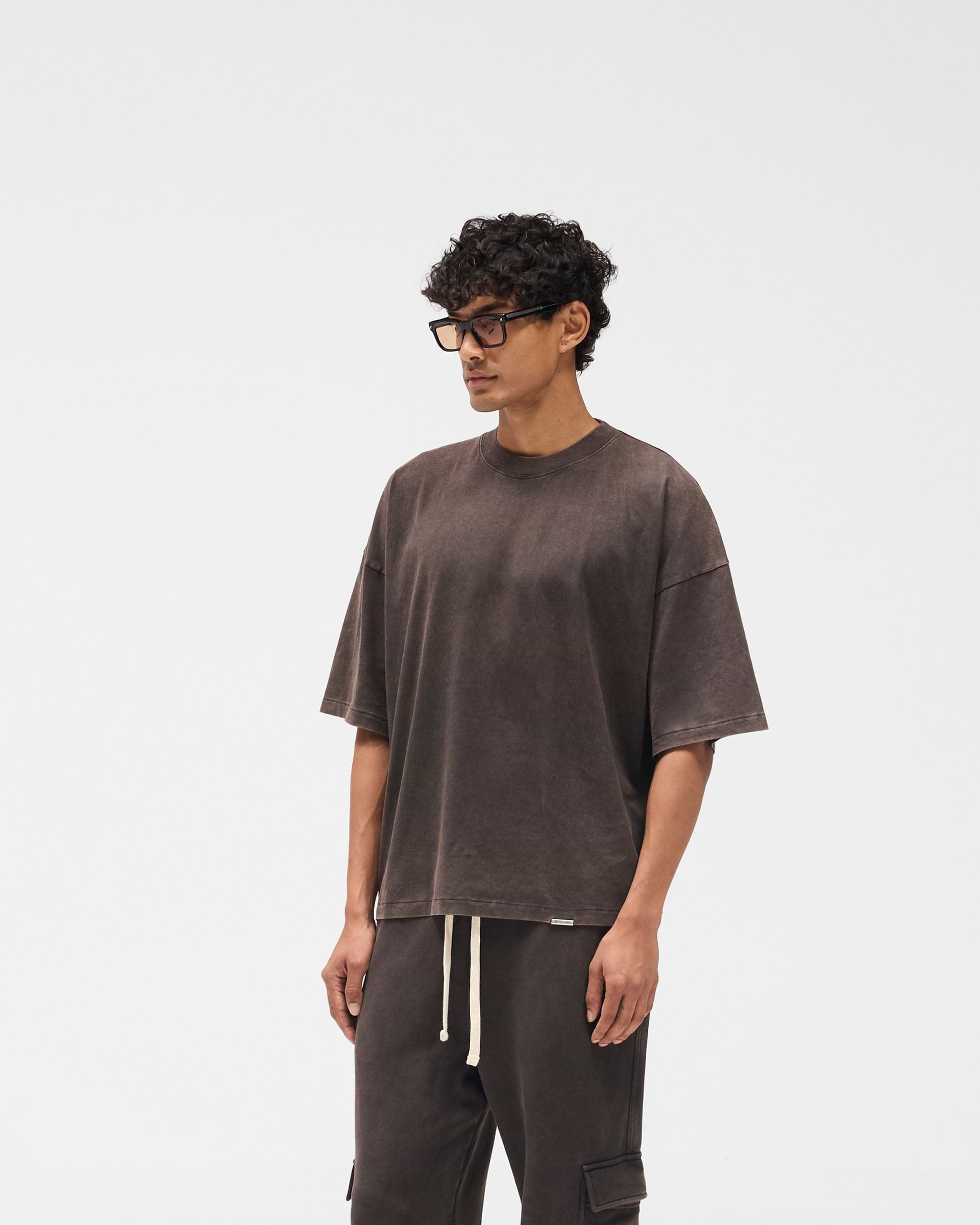 Initial_Boxy_T-Shirt_-_Coffee_02.jpg