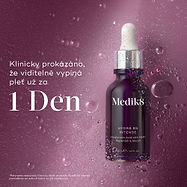Skleněná lahvička s kapátkem Medik8 Hydr8 B5 Intense je umístěna uprostřed třpytivého fialového pozadí s průsvitnými kapkami vody.

Tučný text uvádí, že produkt je klinicky prokázán, že viditelně vypíná pleť již během 1 den.