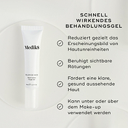 Eine weiße Tube Blemish SOS Rapid Action Target Gel wird präsentiert. Der Text hebt es als RAPID ACTION TREATMENT GEL hervor. Es zielt auf und reduziert das Erscheinungsbild von Unreinheiten, beruhigt sichtbare Rötungen, fördert klar aussehende, gesunde Haut und kann unter oder über Make-up verwendet werden.