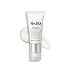 Un tubo de Medik8 Advanced Day Eye Protect con una clasificación SPF 30.