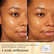 Comparaison avant-après du visage d’un modèle montrant les résultats du Daily Radiance Vitamin C. Des cercles blancs en pointillés mettent en évidence une zone spécifique de la joue pour montrer un gain visible d’éclat et d’hydratation immédiatement après une utilisation