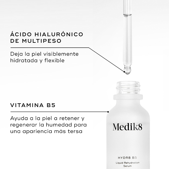 Primer plano de la botella y el cuentagotas del sérum Medik8 Hydr8 B5 con líquido transparente. El texto destaca los ingredientes clave:
ÁCIDO HIALURÓNICO DE MÚLTIPLES PESOS MOLECULARES
Deja la piel visiblemente hidratada y flexible.
VITAMINA B5
Ayuda a la piel a retener y regenerar la humedad para una apariencia más rellena.-hover-24