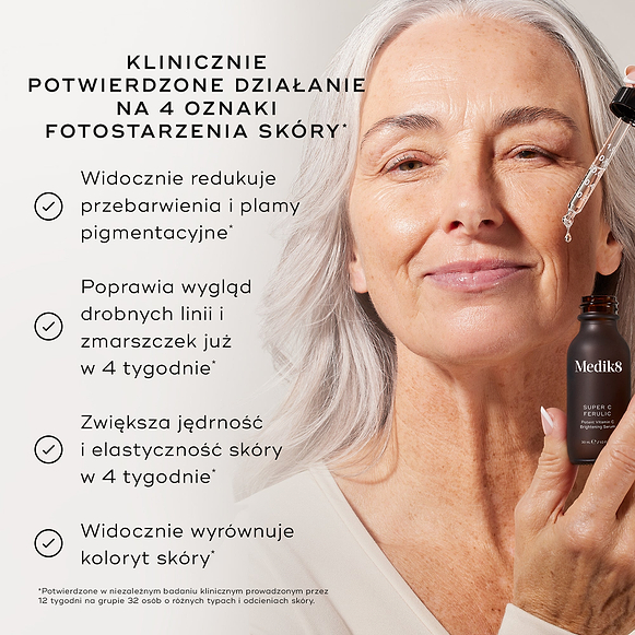 „Zbliżenie twarzy osoby, na którą nakłada się preparat za pomocą szklanej pipety, na jasnoszarym tle. Tekst informuje, że produkt ma  KLINICZNIE POTWIERDZONE DZIAŁANIE NA 4 OBJAWY STARZENIA SIĘ SKÓRY POD WPŁYWEM SŁOŃCA* , po czym następują cztery twierdzenia oznaczone znacznikami wyboru:

Widocznie redukuje przebarwienia i plamy starcze*

Poprawia wygląd drobnych linii i zmarszczek już w ciągu 4 tygodni*

Zwiększa jędrność i elastyczność skóry w ciągu 4 tygodni*

Widocznie wyrównuje koloryt skóry*

W przypi-hover-6