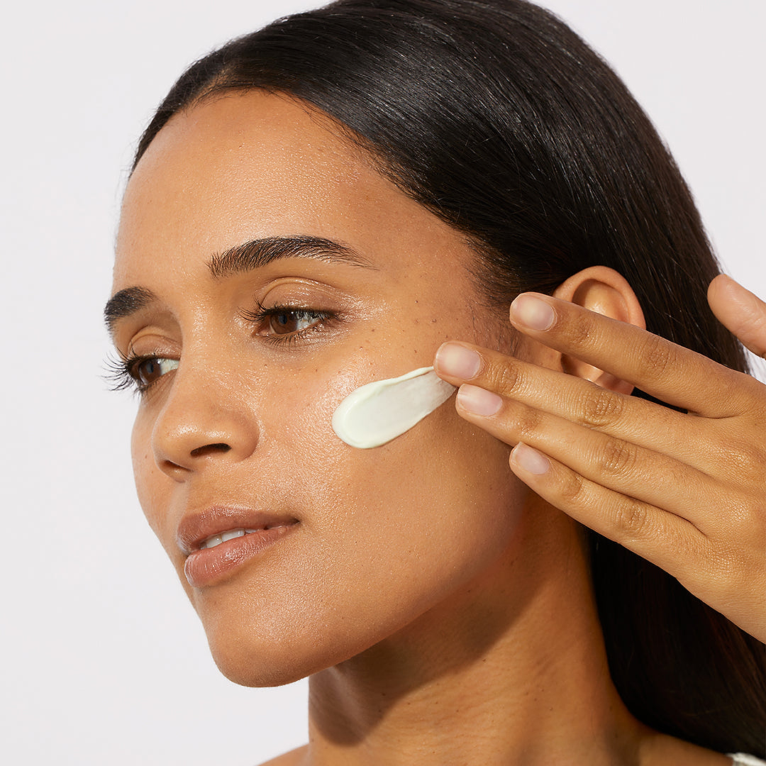 Môžete používať vitamín C a retinol súčasne?