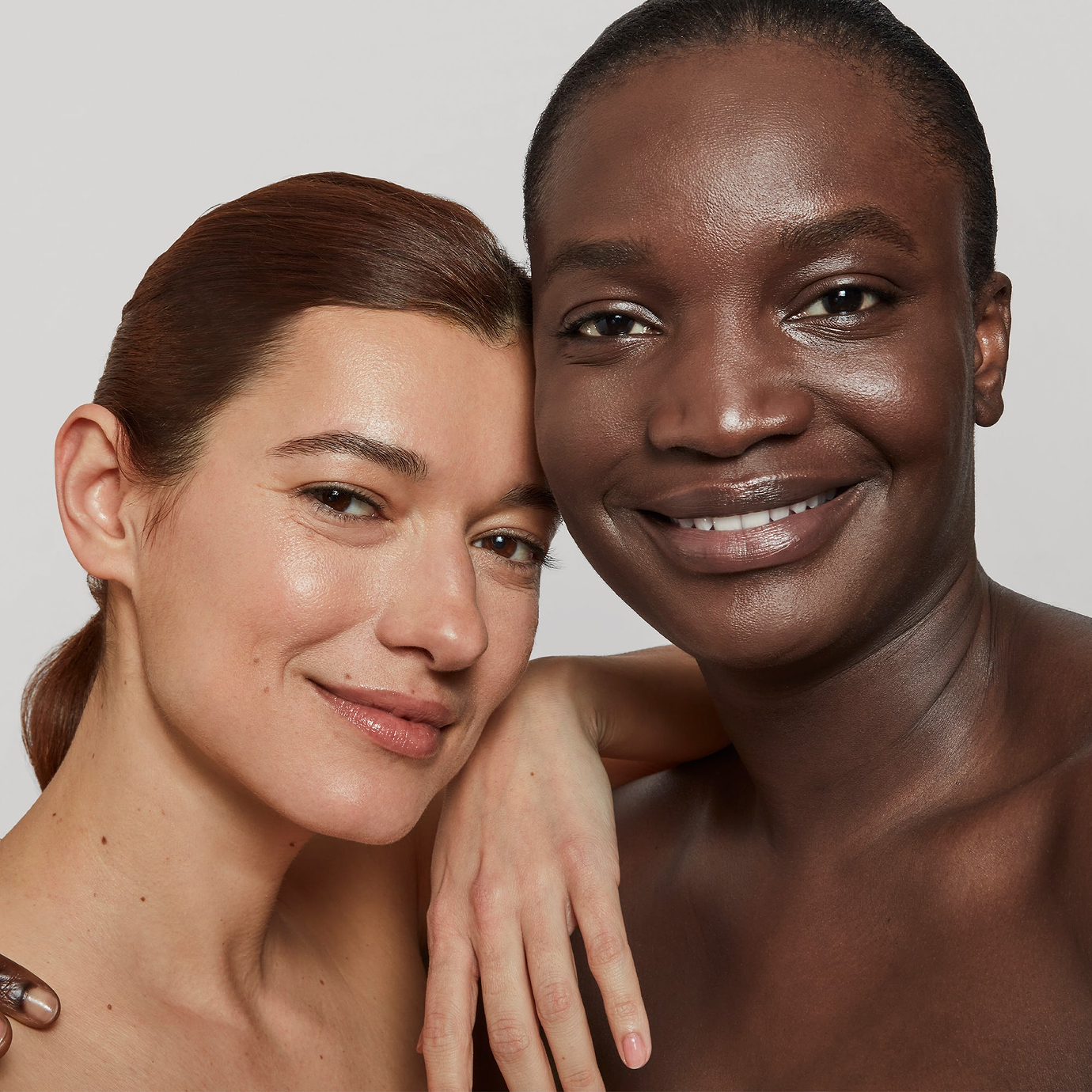 Me&Medik8 - Female friends