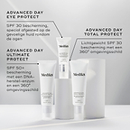 De Advanced Day-beschermingsproducten van Medik8 worden getoond met hun beschrijvingen. Advanced Day Eye Protect (SPF 30) wordt uitgelicht voor de huid rond de ogen, Advanced Day Ultimate Protect (SPF 50+) bevat DNA-herstel en een beschermend schild tegen omgevingsinvloeden, en Advanced Day Total Protect (lichte SPF 30) biedt 360° bescherming tegen omgevingsstressoren.