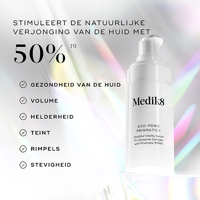 Medik8 Exo-PDRN Prismatic+ serum weergegeven met tekst ‘Verhoog de natuurlijke huidverjonging met meer dan 50%*’ naast voordelen zoals huidgezondheid, volume, luminositeit, teint, rimpels en stevigheid.
