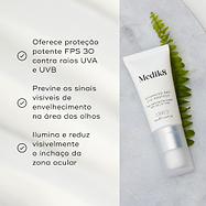 O tubo Advanced Day Eye Protect repousa numa superfície de mármore cinza claro ao lado de uma folha de feto verde. Os marcadores listam os seus benefícios: oferece proteção potente FPS 30 contra raios UVA e UVB, previne os sinais visíveis de envelhecimento na área dos olhos, e ilumina e reduz visivelmente o inchaço da zona ocular.